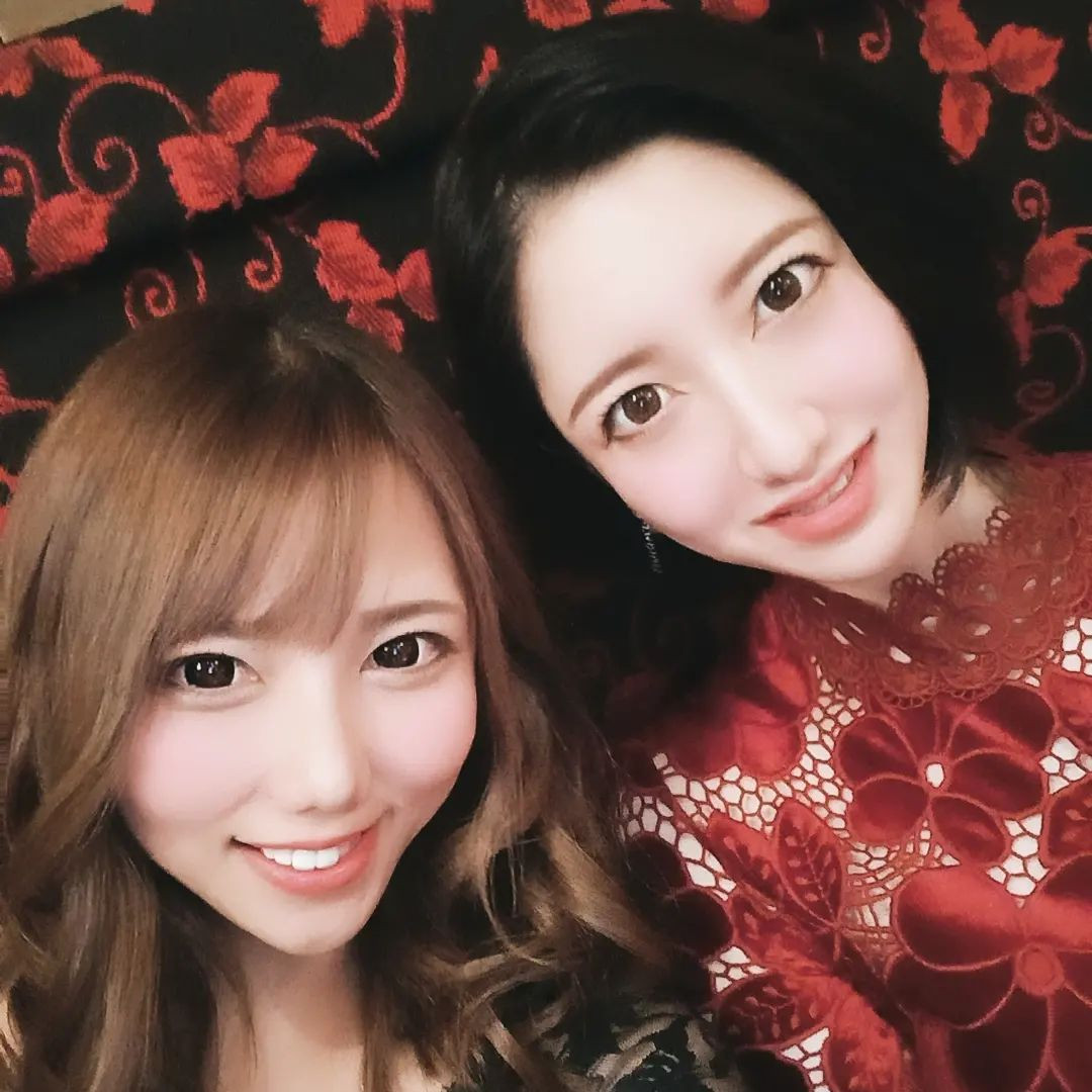 るったんと💕

#クラブヘレナ　#響きグループ　#水妃由羅　#札幌　#すすきの　#北海道　#ニュークラブ　#ニュークラ嬢　#すすきのニュークラ　#ラウンジ　#ラウンジ嬢　#キャバクラ　#キャバ嬢　#ホステス　#道産子　#美女スタグラム　#求人　#自撮り　#ヘアアレンジ　#キャバキャバ