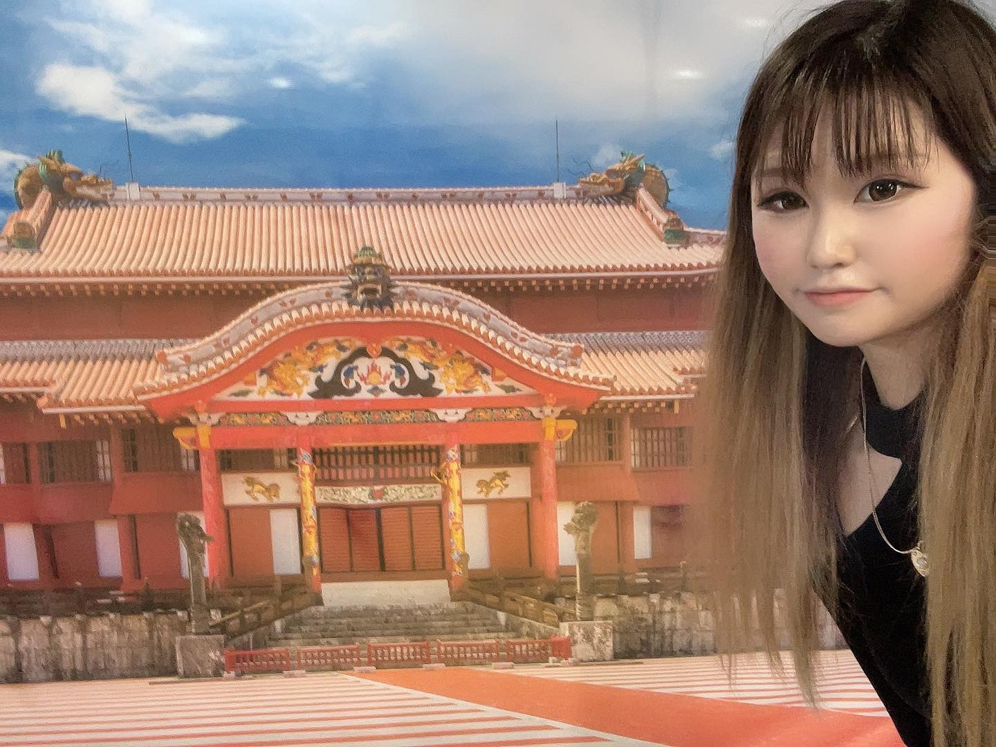 ここはどこでしょう？🤗

@helena_hibikigroup 

#クラブヘレナ　#響グループ　#天海莉央奈　#札幌　#すすきの　#北海道　#ニュークラブ　#ニュークラ嬢　#すすきのニュークラ　#ラウンジ　#ラウンジ嬢　#キャバクラ　#キャバ嬢　#ホステス　#道産子　#美女スタグラム　#求人　#自撮り　#ヘアアレンジ　#キャバキャバ#札幌観光#お酒#酔っ払い#歌舞伎町#錦#中州#国分町#お酒好きと繋がりたい#自撮り#いいね返し