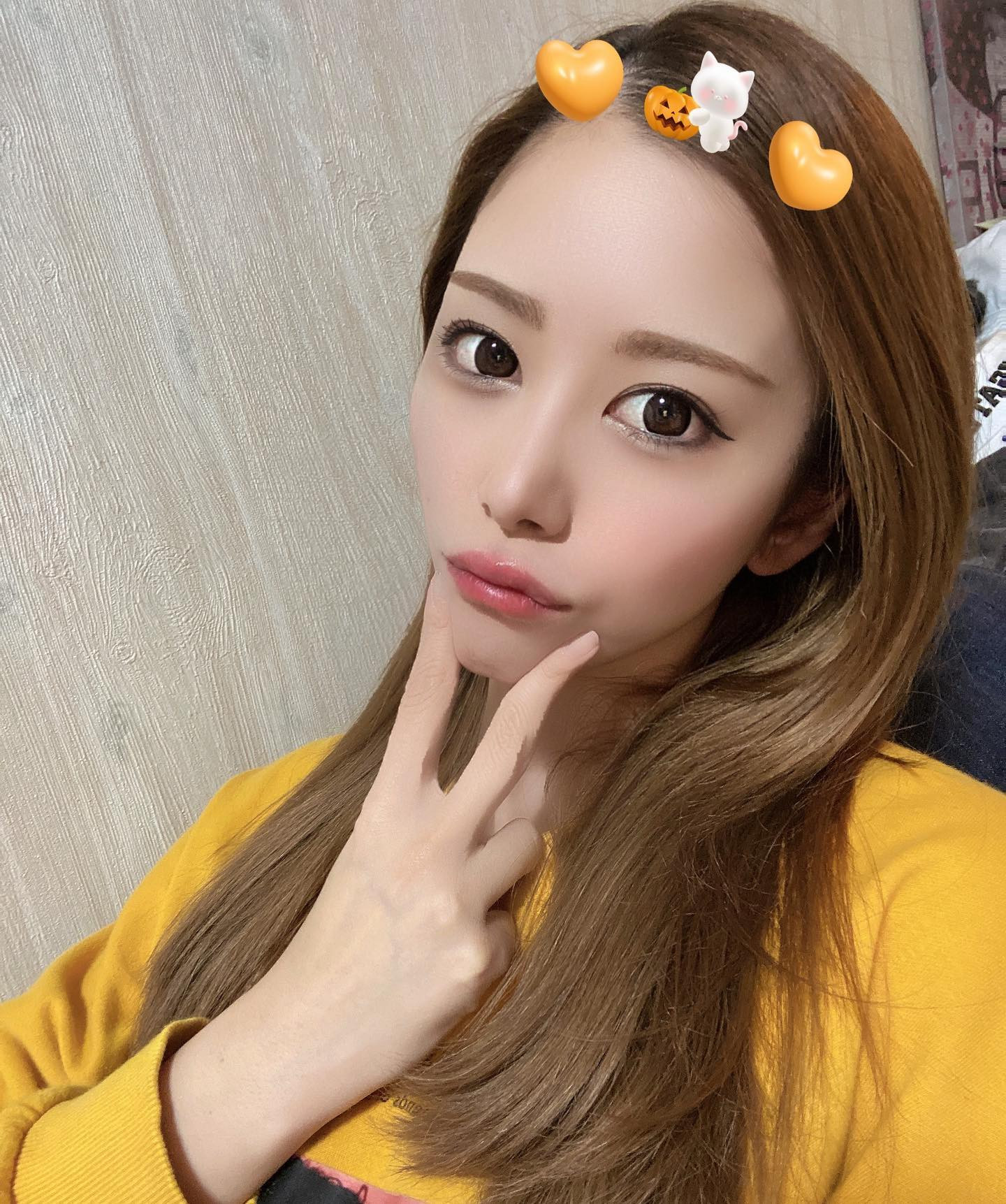 加工を施したら、指がすんごいことになりました🤪

@helena_hibikigroup 

　#クラブヘレナ #ヘレナ #響グループ #水沢愛美 #札幌 #すすきの #北海道 #ニュークラブ #ニュークラ嬢 #すすきのニュークラ #ラウンジ #ラウンジ嬢 #キャバクラ #キャバ嬢 #ホステス #道産子 #美女スタグラム #求人 #自撮り #ヘアアレンジ #キャバキャバ #hokkaido #sapporo #susukino #helena #hibikigroup #champagne #l4like