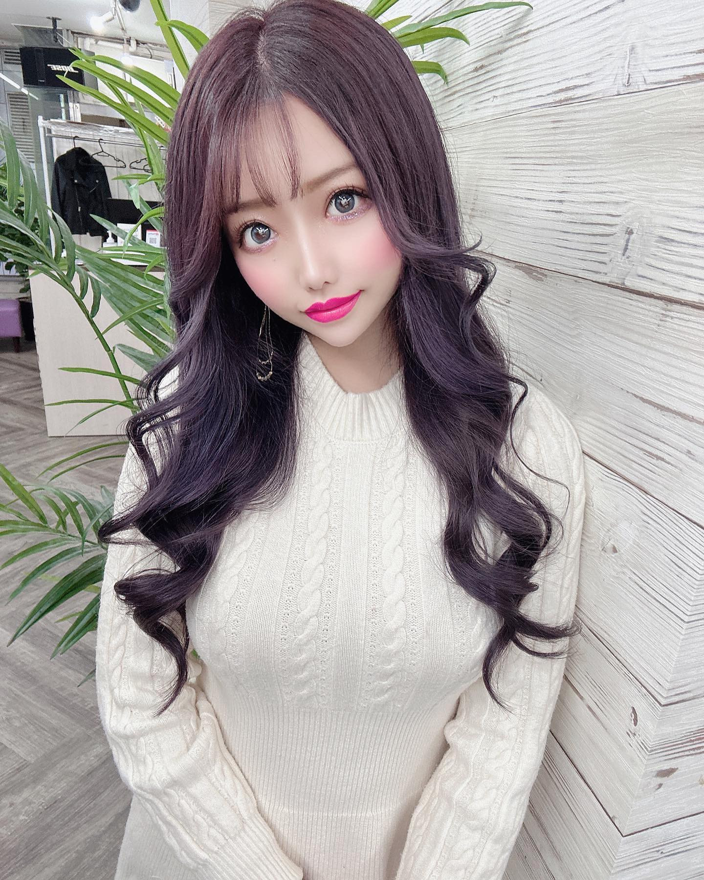 色落ちが楽しみだな〜💜
トリートメントもしてもらってチュルチュル✨

#instalike #instagood #liketime #likeforlikes #likeforfollow #大阪#すすきの#新宿#歌舞伎町 #麻布#渋谷#池袋#ミナミ#北新地 #キラキラ#可愛い#インスタ映え#六本木 #水商売#夜職#キャバクラ#キャバ嬢#ホスト#東京#tokyo#サロン#サロンモデル #hair#ラベンダーアッシュ #ラベンダーカラー