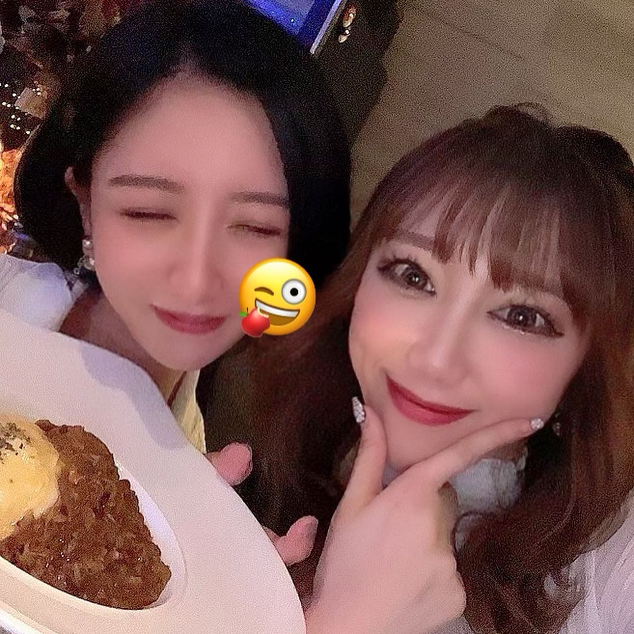 、
酔ったらずっとニコニコちゃん😆

上機嫌で暴君してる←
温かい目で見てくれる方々に感謝🥹💖🙏🏻

仕事終わりのご飯クオリティじゃなくて
めちゃくちゃ美味しかった💛

#ヘレナ#響グループ#百瀬るあ
#札幌#すすきの#北海道#ニュークラブ#ニュークラ嬢
#すすきのニュークラ#ラウンジ#ラウンジ嬢#キャバクラ#キャバ嬢#ホステス#道産子#美女スタグラム#求人#自撮り#ヘアアレンジ#キャバキャバ
#ゴルフ#ゴルフ女子#旅行#JGC#JAL#カメラ