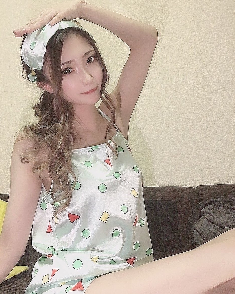 クレヨンしんちゃんのパジャマエプロンみたい〇△◽︎