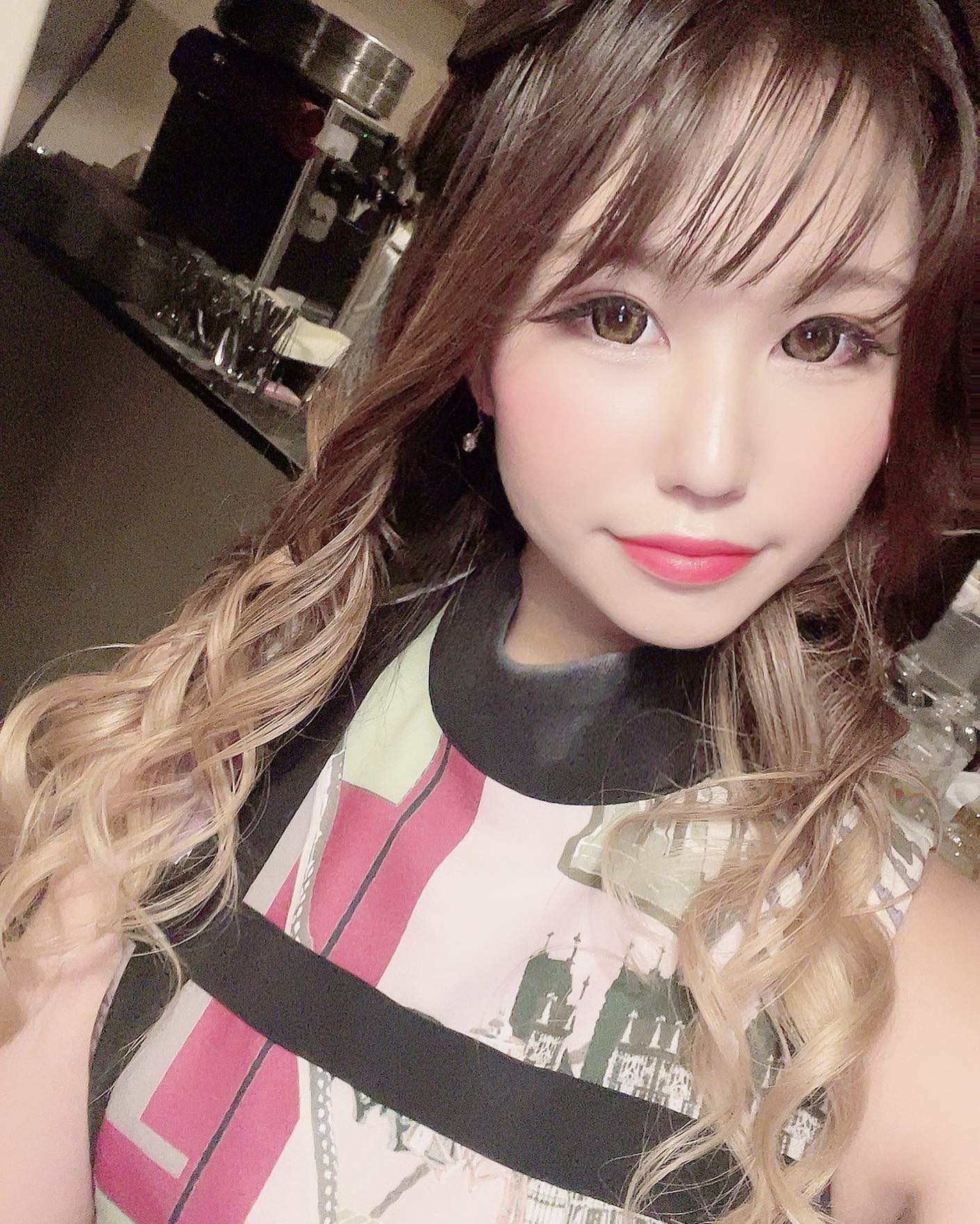 今日も出勤😇

@helena_hibikigroup 

#クラブヘレナ　#響グループ　#天海莉央奈　#札幌　#すすきの　#北海道　#ニュークラブ　#ニュークラ嬢　#すすきのニュークラ　#ラウンジ　#ラウンジ嬢　#キャバクラ　#キャバ嬢　#ホステス　#道産子　#美女スタグラム　#求人　#自撮り　#ヘアアレンジ　#キャバキャバ#札幌観光#お酒#酔っ払い#歌舞伎町#錦#中州#国分町#お酒好きと繋がりたい#自撮り#いいね返し