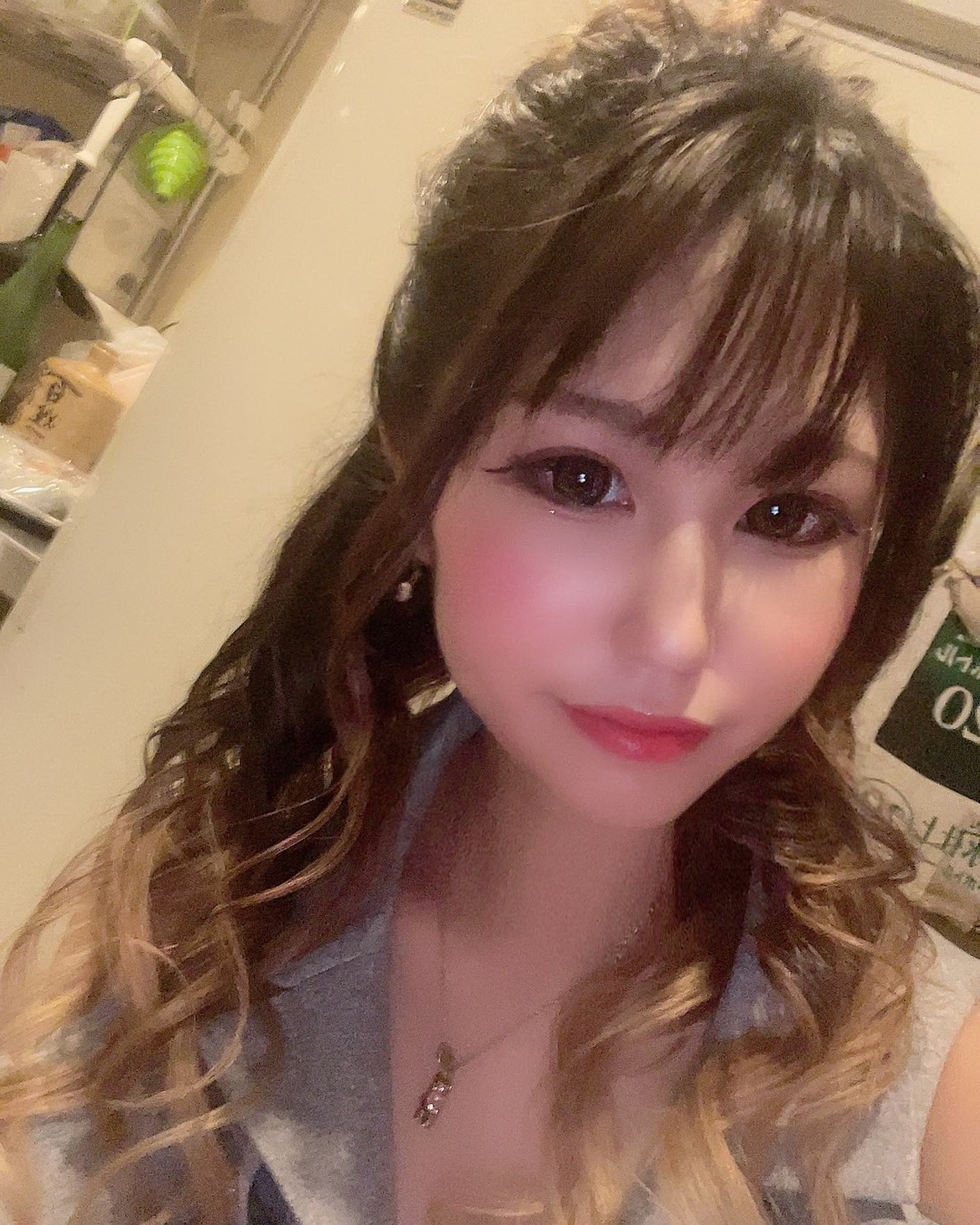 今日は祝日かー🤭

@helena_hibikigroup 

#クラブヘレナ　#響グループ　#天海莉央奈　#札幌　#すすきの　#北海道　#ニュークラブ　#ニュークラ嬢　#すすきのニュークラ　#ラウンジ　#ラウンジ嬢　#キャバクラ　#キャバ嬢　#ホステス　#道産子　#美女スタグラム　#求人　#自撮り　#ヘアアレンジ　#キャバキャバ#札幌観光#お酒#酔っ払い#歌舞伎町#錦#中州#国分町#お酒好きと繋がりたい#自撮り#いいね返し