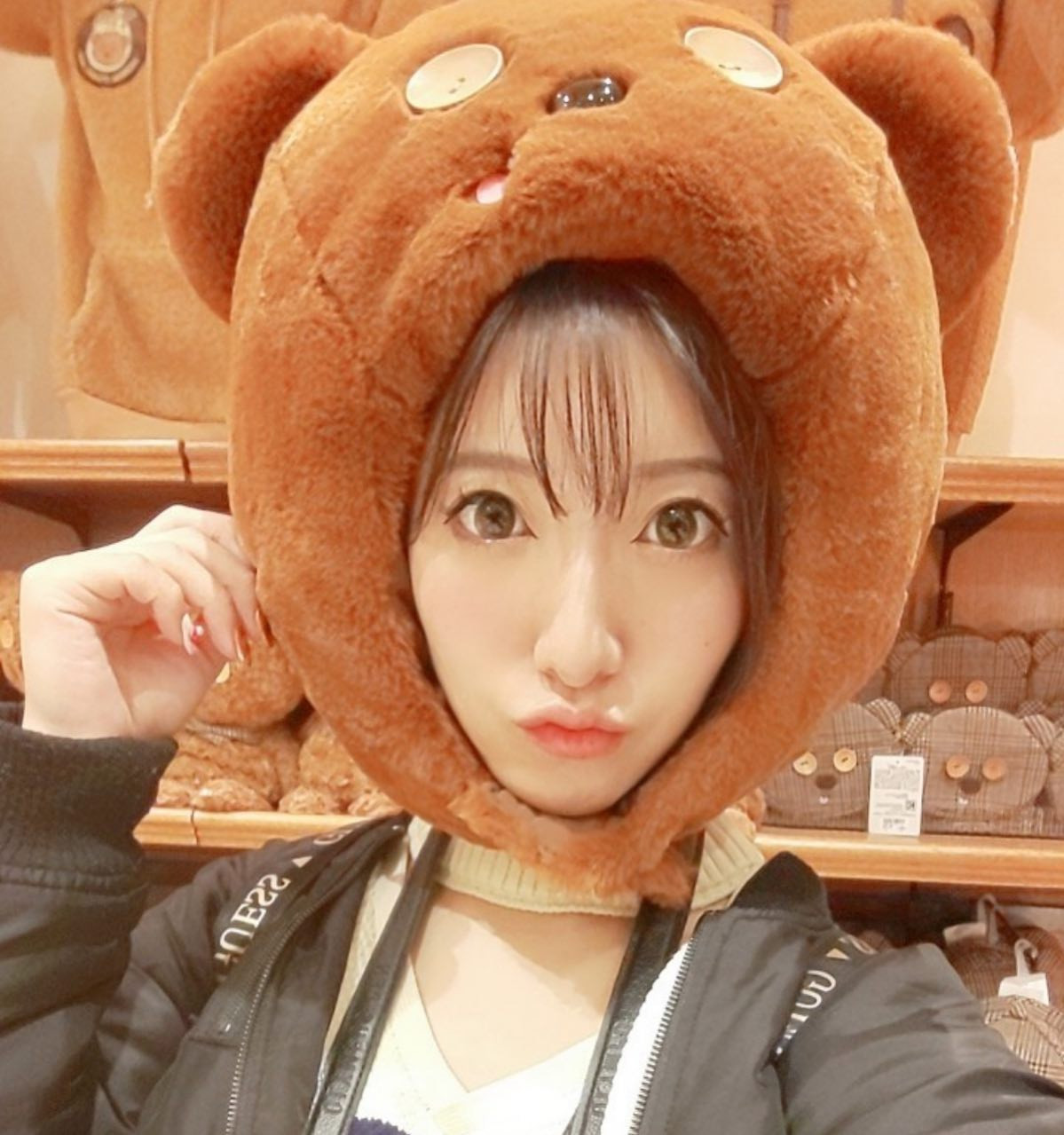 、
🧸
もふもふの時期

#ヘレナ#響グループ#百瀬るあ
#札幌#すすきの#北海道#ニュークラブ#ニュークラ嬢
#すすきのニュークラ#ラウンジ#ラウンジ嬢#キャバクラ#キャバ嬢#ホステス#道産子#美女スタグラム#求人#自撮り#ヘアアレンジ#キャバキャバ
#ゴルフ#ゴルフ女子#旅行#JGC#JAL#カメラ