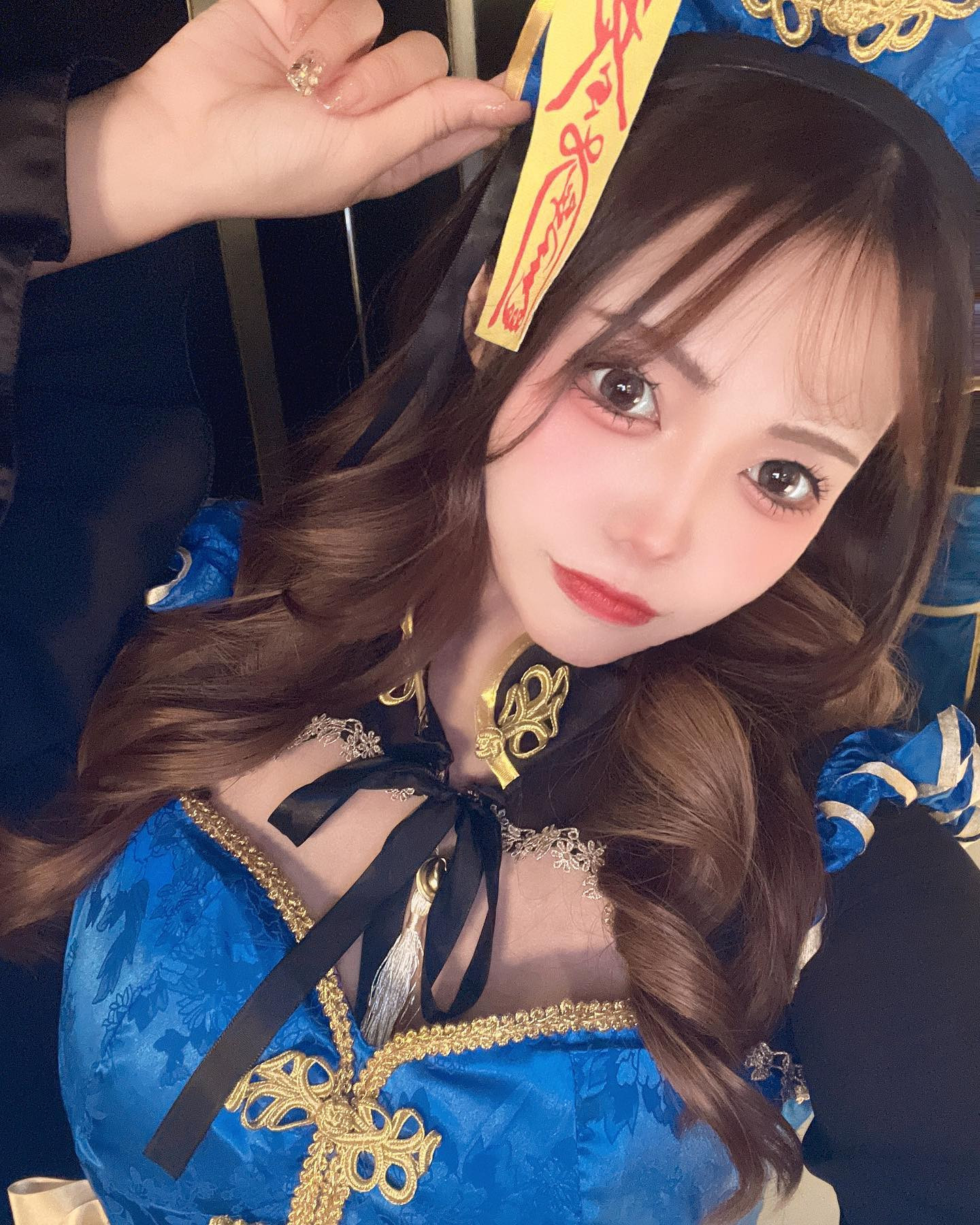 キョンシー💙(圧倒的時差)

.
.
.
.

#ハロウィンコスプレ  #コスプレ #新宿 #歌舞伎町 #キャバ嬢 #キャバクラ #撮影 #キャバドレス #リュアーグ #指名 #名古屋 #北新地 #すすきの #instagood #instalike #lfl #followforfollowback #いいね返し #きゃばきゃば #ドレス #水商売 #自撮り女子 #selfie #フォロー返します  #酒好きな人と繋がりたい #飲酒タグラム #シャンパン #キャバ #巨乳 #ギャル