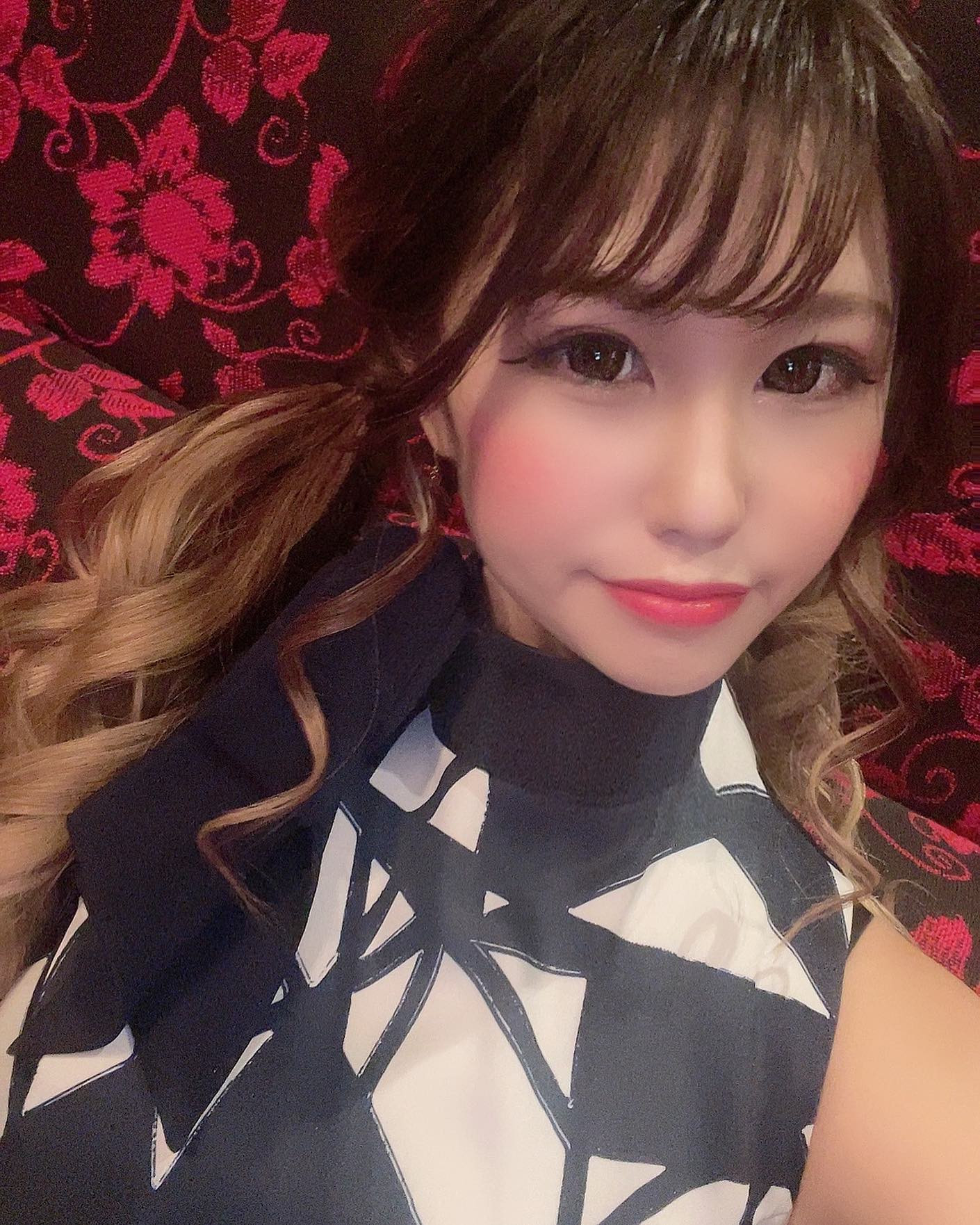 今日も出勤🥰

@helena_hibikigroup 

#クラブヘレナ　#響グループ　#天海莉央奈　#札幌　#すすきの　#北海道　#ニュークラブ　#ニュークラ嬢　#すすきのニュークラ　#ラウンジ　#ラウンジ嬢　#キャバクラ　#キャバ嬢　#ホステス　#道産子　#美女スタグラム　#求人　#自撮り　#ヘアアレンジ　#キャバキャバ#札幌観光#お酒#酔っ払い#歌舞伎町#錦#中州#国分町#お酒好きと繋がりたい#自撮り#いいね返し