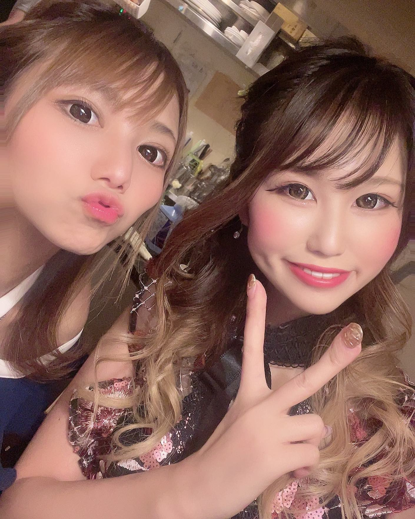 今日も出勤😇
またまたゆら氏と😊

@helena_hibikigroup 

#クラブヘレナ　#響グループ　#天海莉央奈　#札幌　#すすきの　#北海道　#ニュークラブ　#ニュークラ嬢　#すすきのニュークラ　#ラウンジ　#ラウンジ嬢　#キャバクラ　#キャバ嬢　#ホステス　#道産子　#美女スタグラム　#求人　#自撮り　#ヘアアレンジ　#キャバキャバ#札幌観光#お酒#酔っ払い#歌舞伎町#錦#中州#国分町#お酒好きと繋がりたい#自撮り#いいね返し