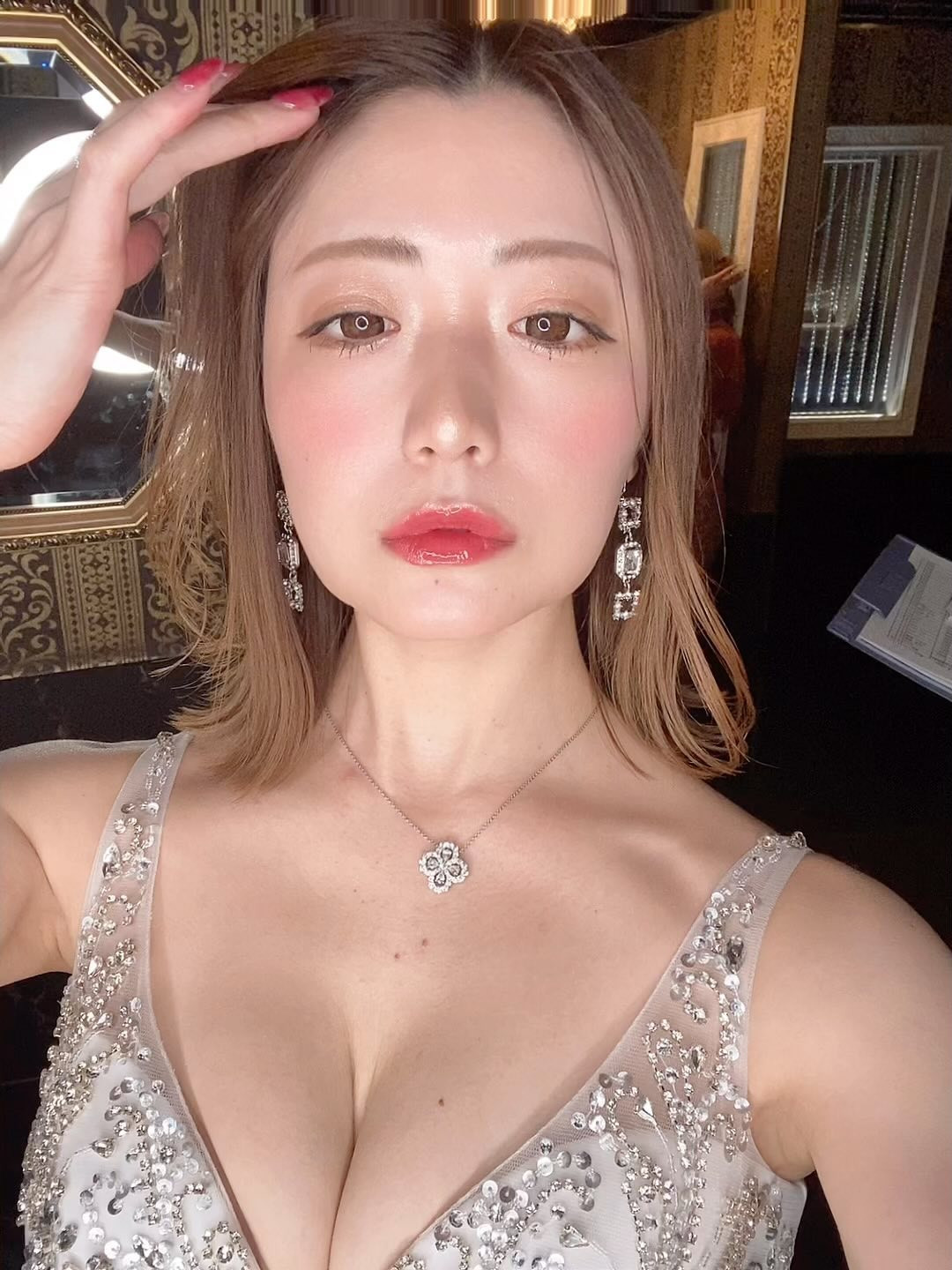 週末⋆⋆｡˚✩

.

.

,

#歌舞伎町
#キャバ嬢
#clubnow
#イメチェン
#したい