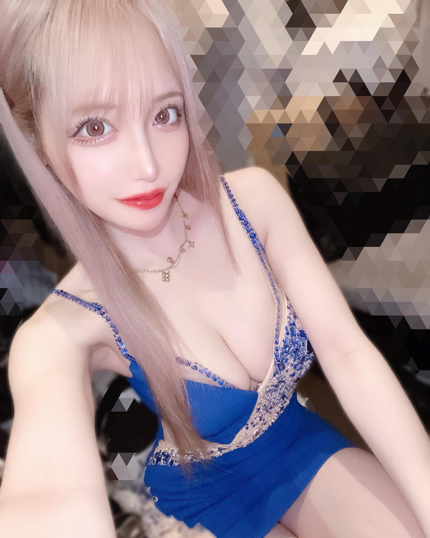 .
.
腰周りがいい感じにムチりあげてきた☝️
.
.
冬ごもりのお支度🐻‍❄️❄️️🤍
.
.