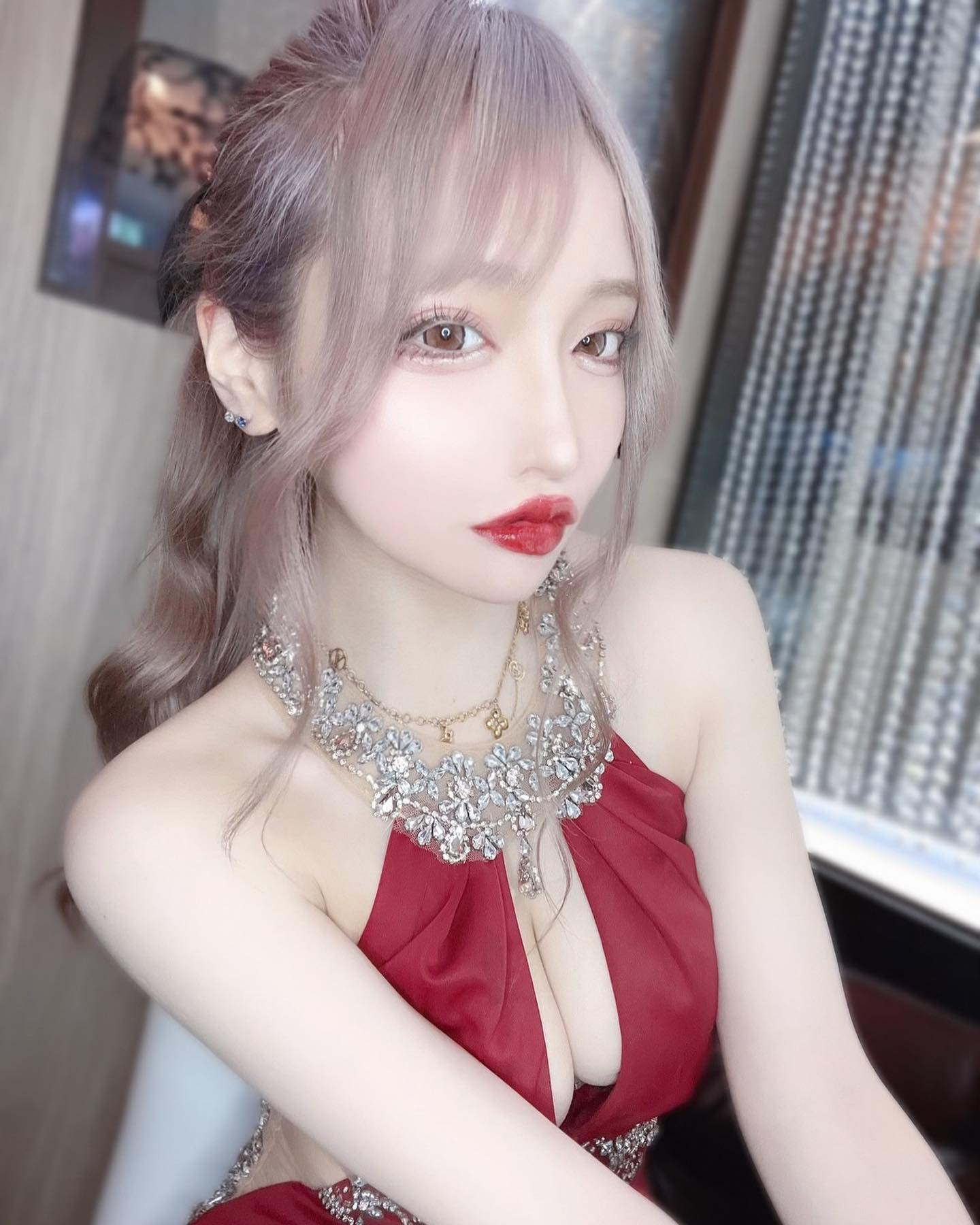 .
.
私のこと放っておいて誰と遊んでるの？ 
.
.
ｼﾞﾄ…
.
.