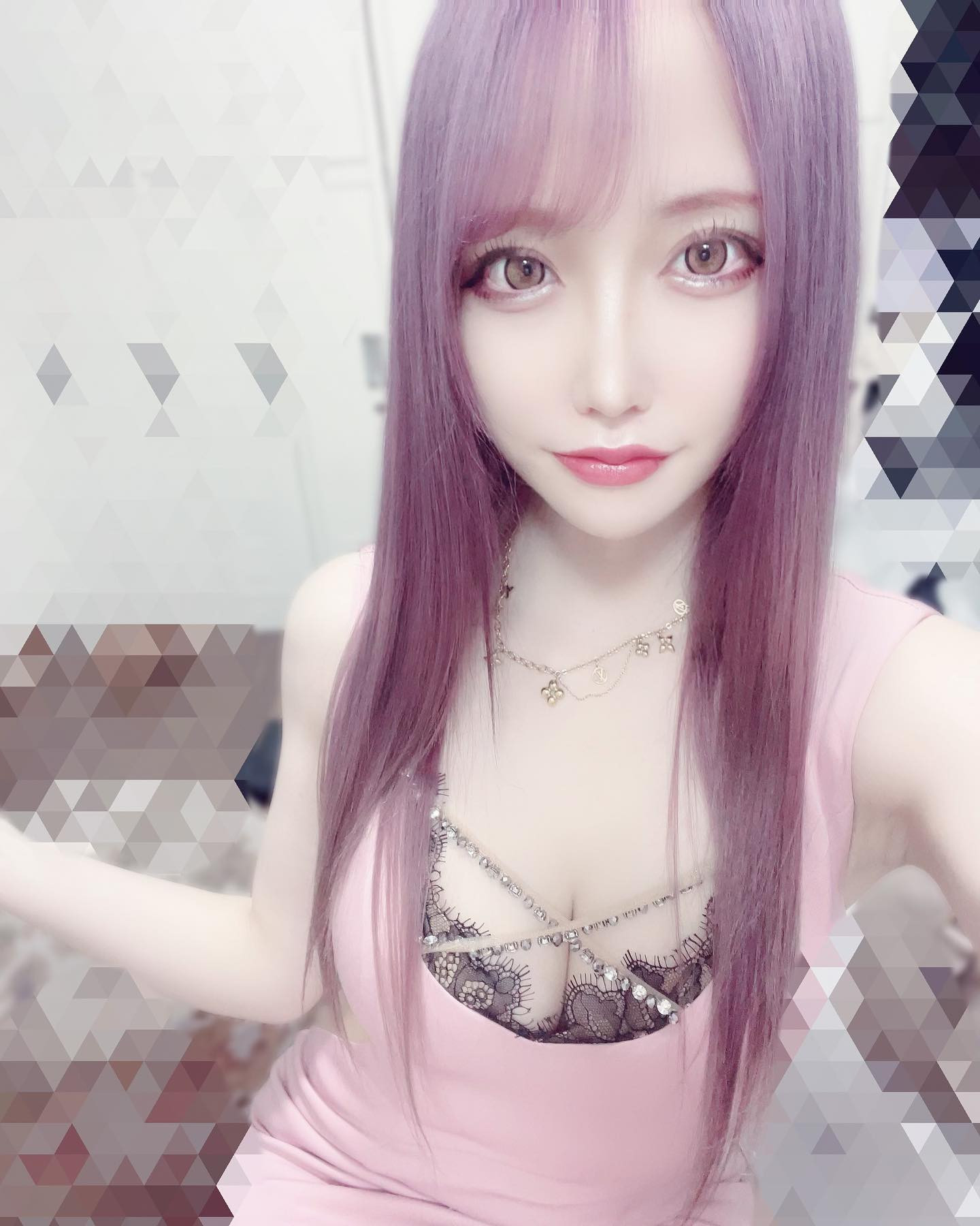 .
.
紫髪になった😳異世界転生した気分。
.
.