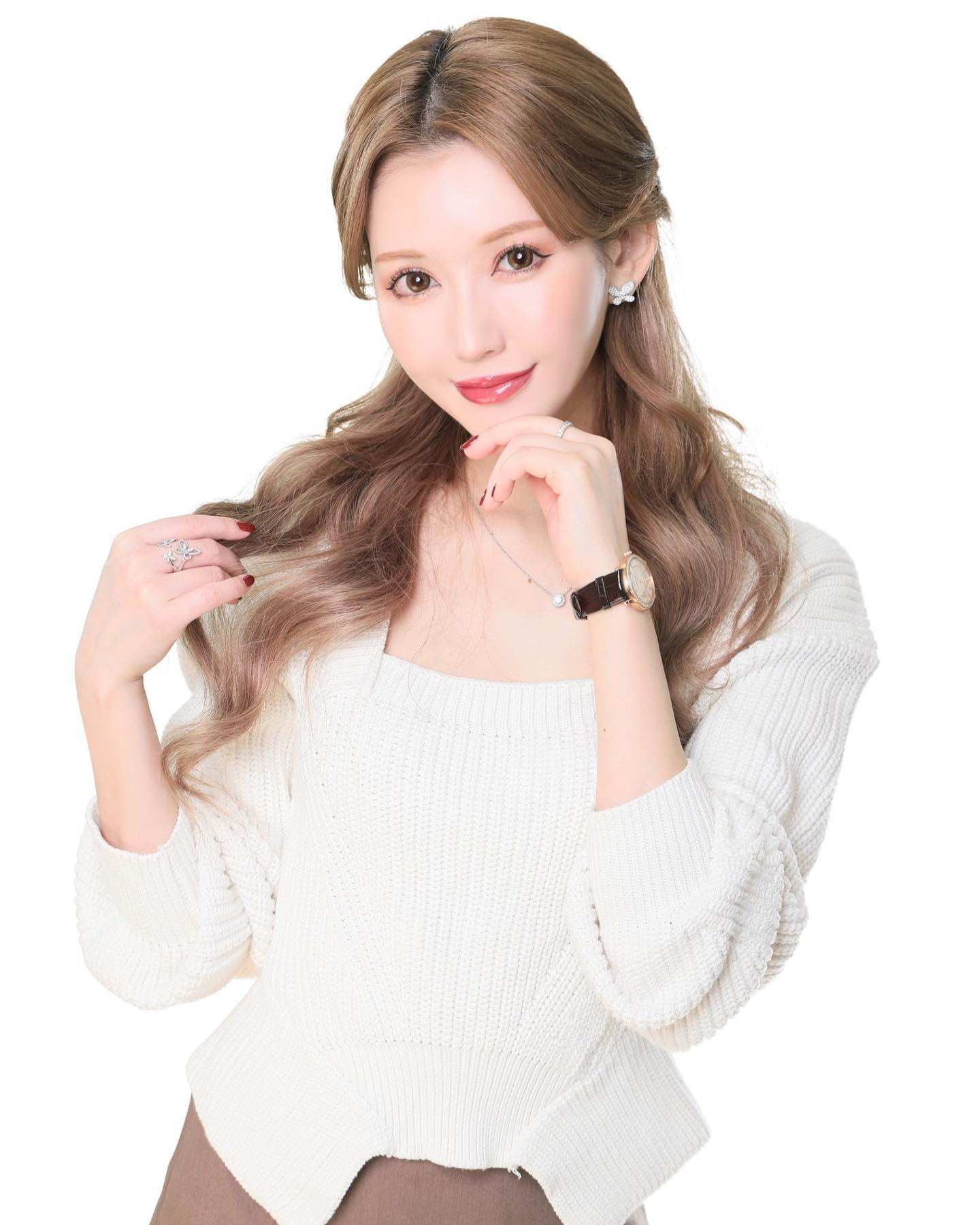 またロングにしようかな🍑

#エリアG #エリアGグループ #オーシャンスカイ #オーシャンスカイ札幌 #オーシャンスカイ札幌りお#オーシャンスカイRio
#ニュークラブオーシャンスカイ札幌
.
.
#キャバクラ #キャバ #キャバ嬢 #キャバクラ嬢 #すすきのキャバクラ #すすきのキャバ嬢
.
#ニュークラ #ニュークラブ #キャバキャバ #すすきのニュークラ #すすきのニュークラブ
#すすきのニュークラエリアG #すすきのニュークラブエリアG #すすきのニュークラオーシャンスカイ札幌 #すすきのニュー