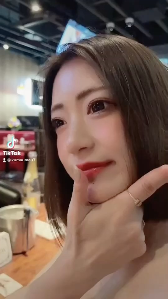 にゃーにゃとまうちゃんがなんかやっててカメラ向けてきた。笑

いきなりだたよ。🤷‍♀️

時代についていけない笑

#歌舞伎町
#キャバ嬢
#club
#now
#インスタ
#TikTok
#リール