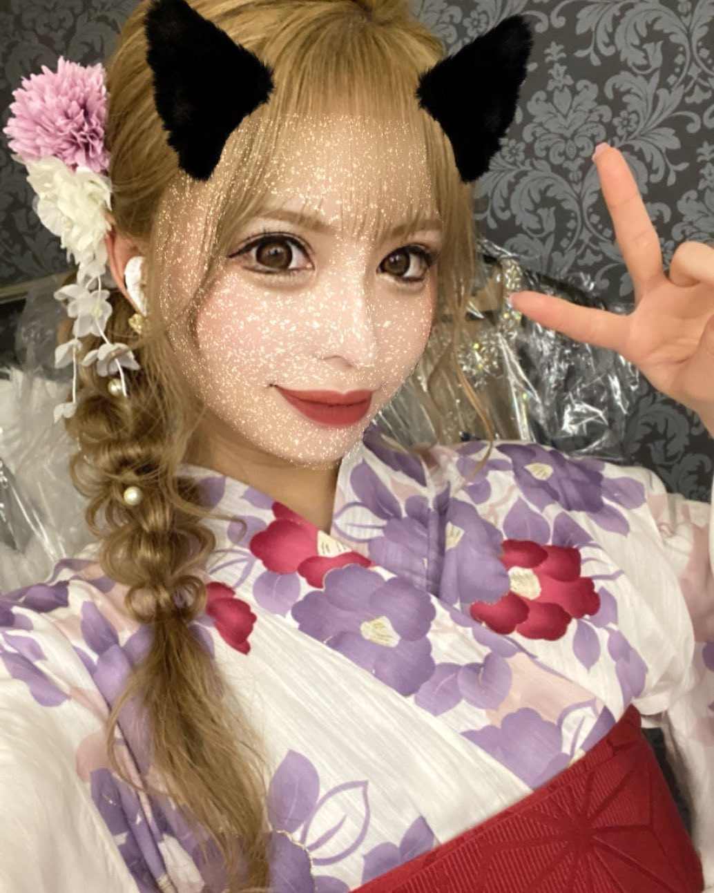 今年初浴衣🏮👘🎆🎇
今日から3日間の浴衣DAYです
腰が痛いです。酔ったら痛み無くなります。
予定無かったのに、偶然来ていただいた皆様
ありがとうございます💜
明日も明後日も本気予定ありません。
腰助けてください。酔わせてください🥺
.
#北海道 #札幌 #すすきの #ニュークラブ #ニュークラ 
#桃瀬まりあ #クラブプレミア #キャバクラ #ホスト #東京
#六本木 #新宿 #歌舞伎町 #大阪 #北新地 #ミナミ #美尻 
#ギャル #おっぱい #シャンパン #japan #Hokkaid