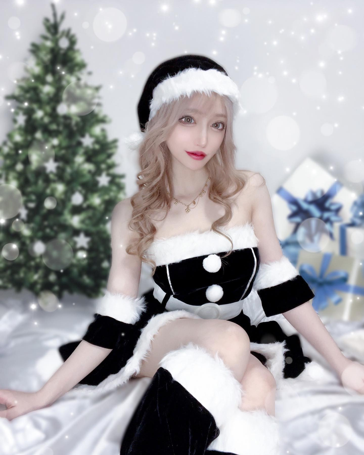 .
.
いい子にはプレゼント あ げ る 💓
.
.

@dazzy_official 
@dazzy.me