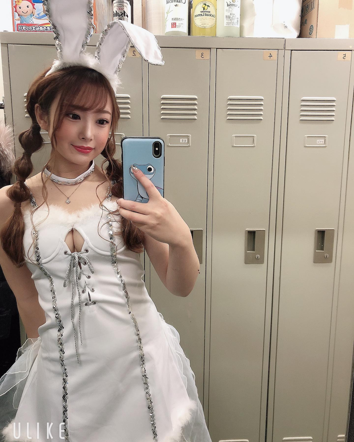 ・
・
周年の時の私🐰🤍✨
（時差投稿がすごい）
・
・
年内は30日まで出勤です🐷
・
・
・

#ニュークラブ#札幌#すすきの#歌舞伎町#六本木#銀座#ミナミ#新地#錦#中洲#キャバクラ#キャバクラ#ラウンジ#ガールズバー#キャバ嬢#ニュークラ嬢#ホステス#夜職#ドレス#水商売#ナイツネット#ポケパラ#お酒#かわいい女の子#呑み#うさぎ#likeforlike#コスプレ