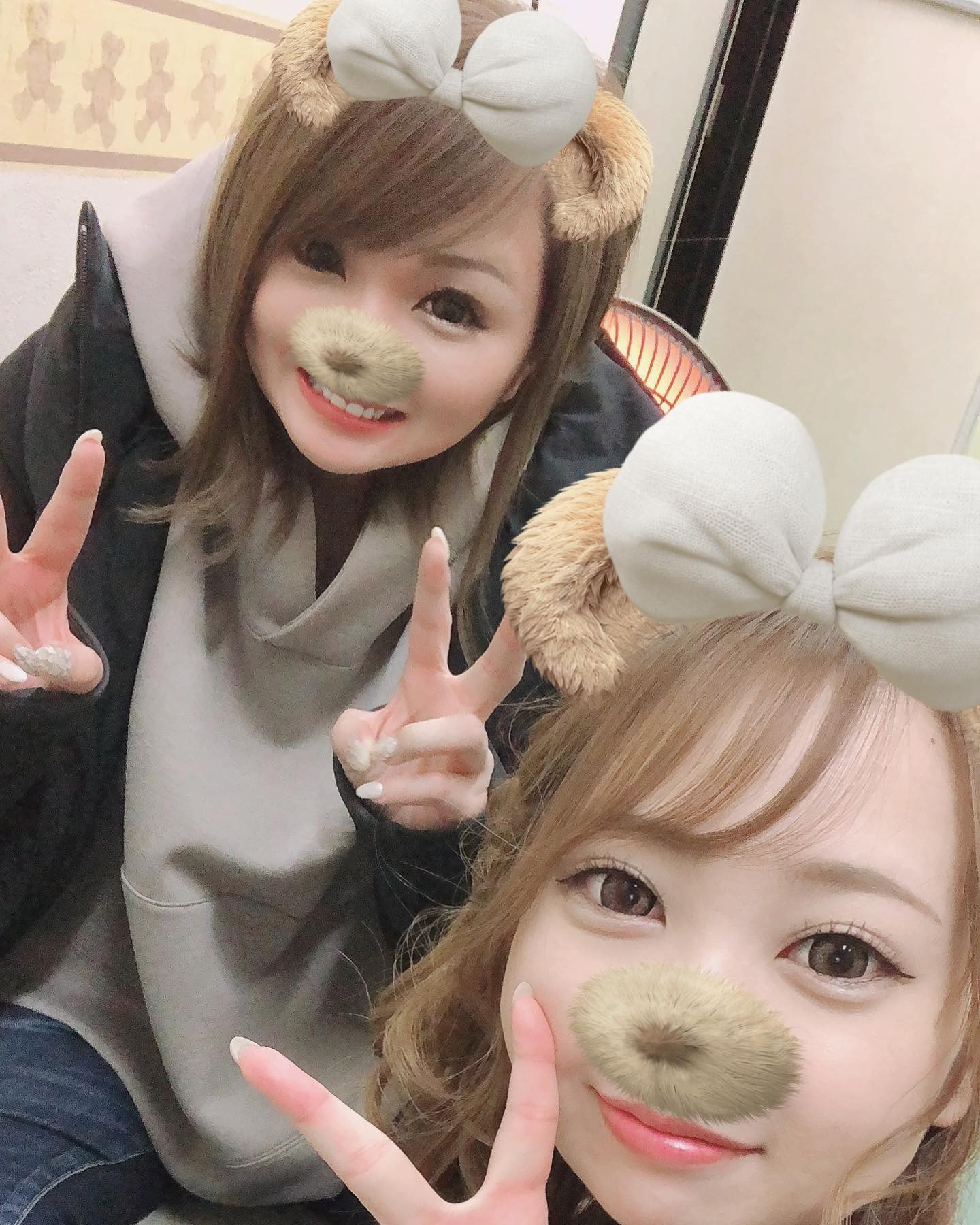 ・
・
・
りこさん誕生日ですぅ🥺💭🎂
一緒にお祝いできたら
嬉しいですなぁ🥺💭💭
・
・
・
・

#ニュークラブ#札幌#すすきの#歌舞伎町#六本木#銀座#ミナミ#新地#錦#中洲#キャバクラ#キャバクラ#ラウンジ#ガールズバー#キャバ嬢#ニュークラ嬢#ホステス#夜職#ドレス#水商売#ナイツネット#ポケパラ#お酒#かわいい女の子#呑み#自撮り#likeforlike#誕生日