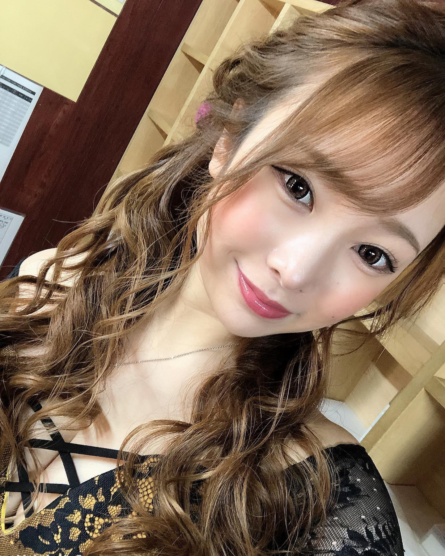 ・
・
とてもとても盛れましたとさ〜🎊
・
・
・

#ニュークラブ#札幌#すすきの#歌舞伎町#六本木#銀座#ミナミ#新地#錦#中洲#キャバクラ#キャバクラ#ラウンジ#ガールズバー#キャバ嬢#ニュークラ嬢#ホステス#夜職#ドレス#水商売#ナイツネット#ポケパラ#お酒#かわいい女の子#呑み#自撮り#likeforlike#盛れたんご