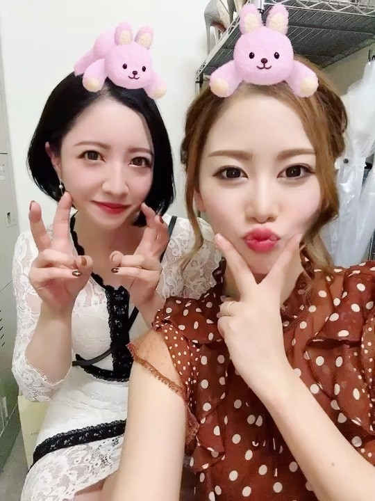 、
やっぱりブーメラン下手っぴw
週末出勤です🙋🏻‍♀️
予定ないけど楽しくなればいーなぁ🥹💓

#ヘレナ#響グループ#百瀬るあ
#札幌#すすきの#北海道#ニュークラブ#ニュークラ嬢
#すすきのニュークラ#ラウンジ#ラウンジ嬢#キャバクラ#キャバ嬢#ホステス#道産子#美女スタグラム#求人#自撮り#ヘアアレンジ#キャバキャバ
#ゴルフ#ゴルフ女子#旅行#JGC#JAL#カメラ