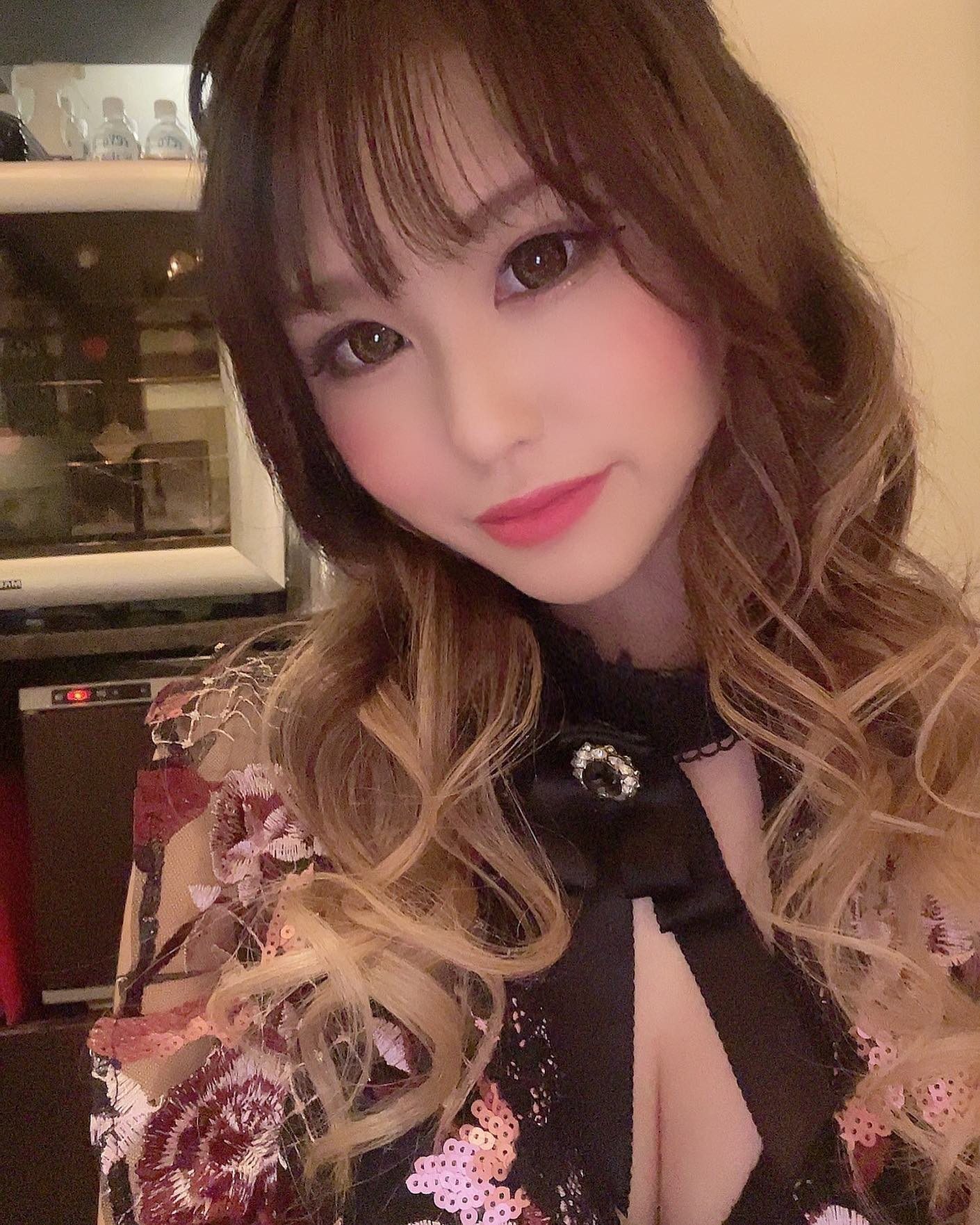 土曜日ー🤗

@helena_hibikigroup 

#クラブヘレナ　#響グループ　#天海莉央奈　#札幌　#すすきの　#北海道　#ニュークラブ　#ニュークラ嬢　#すすきのニュークラ　#ラウンジ　#ラウンジ嬢　#キャバクラ　#キャバ嬢　#ホステス　#道産子　#美女スタグラム　#求人　#自撮り　#ヘアアレンジ　#キャバキャバ#札幌観光#お酒#酔っ払い#歌舞伎町#錦#中州#国分町#お酒好きと繋がりたい#自撮り#いいね返し