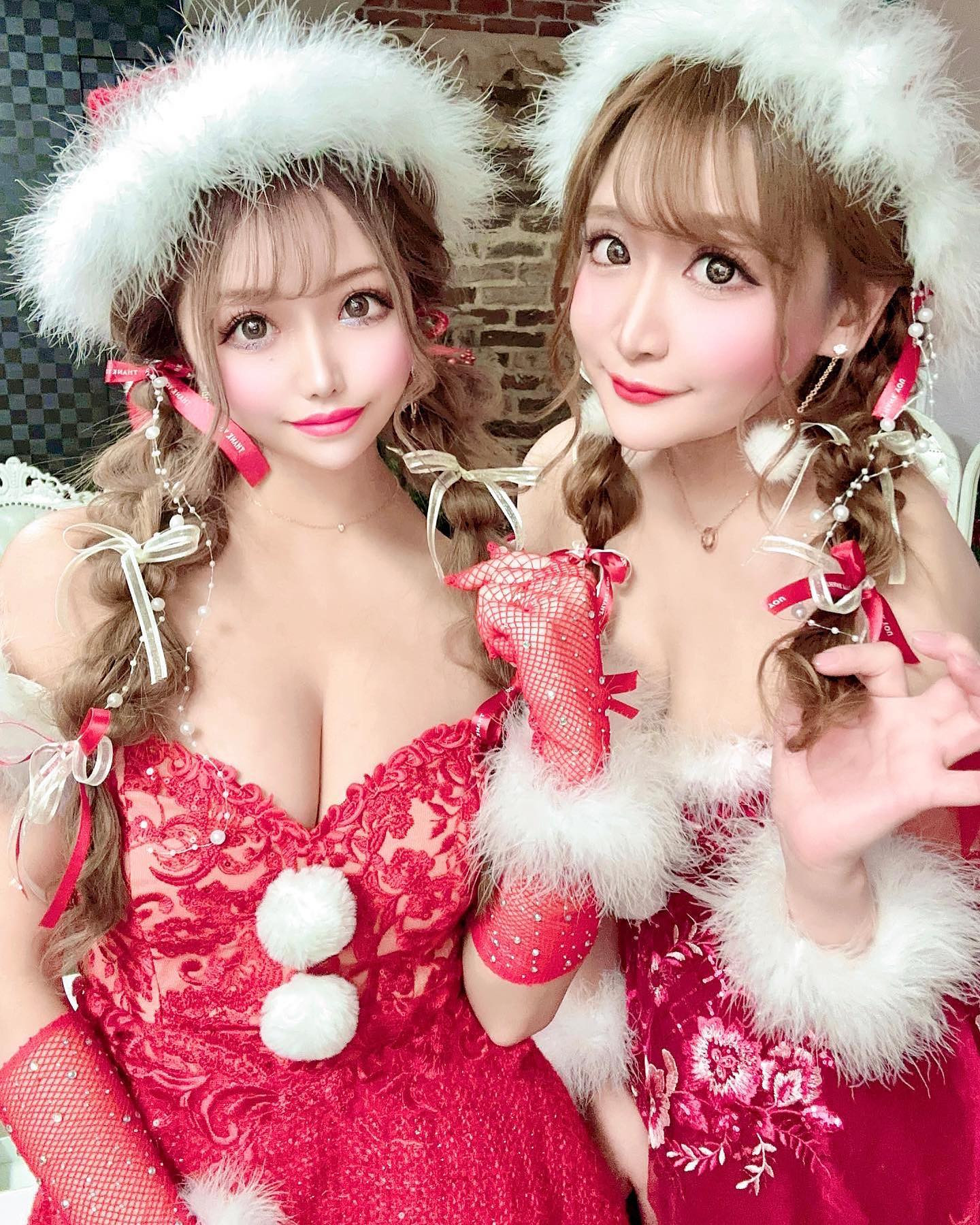 名刺貰いに来てねー🎅🏻♥️

#instalike #instagood #liketime #likeforlikes #likeforfollow #大阪#すすきの#新宿#歌舞伎町 #麻布#渋谷#池袋#ミナミ#北新地 #キラキラ#可愛い#六本木 #水商売#夜職#キャバクラ#キャバ嬢#ホスト#東京#tokyo#hair#宣材撮影#撮影#宣材写真 #クリスマス#サンタ