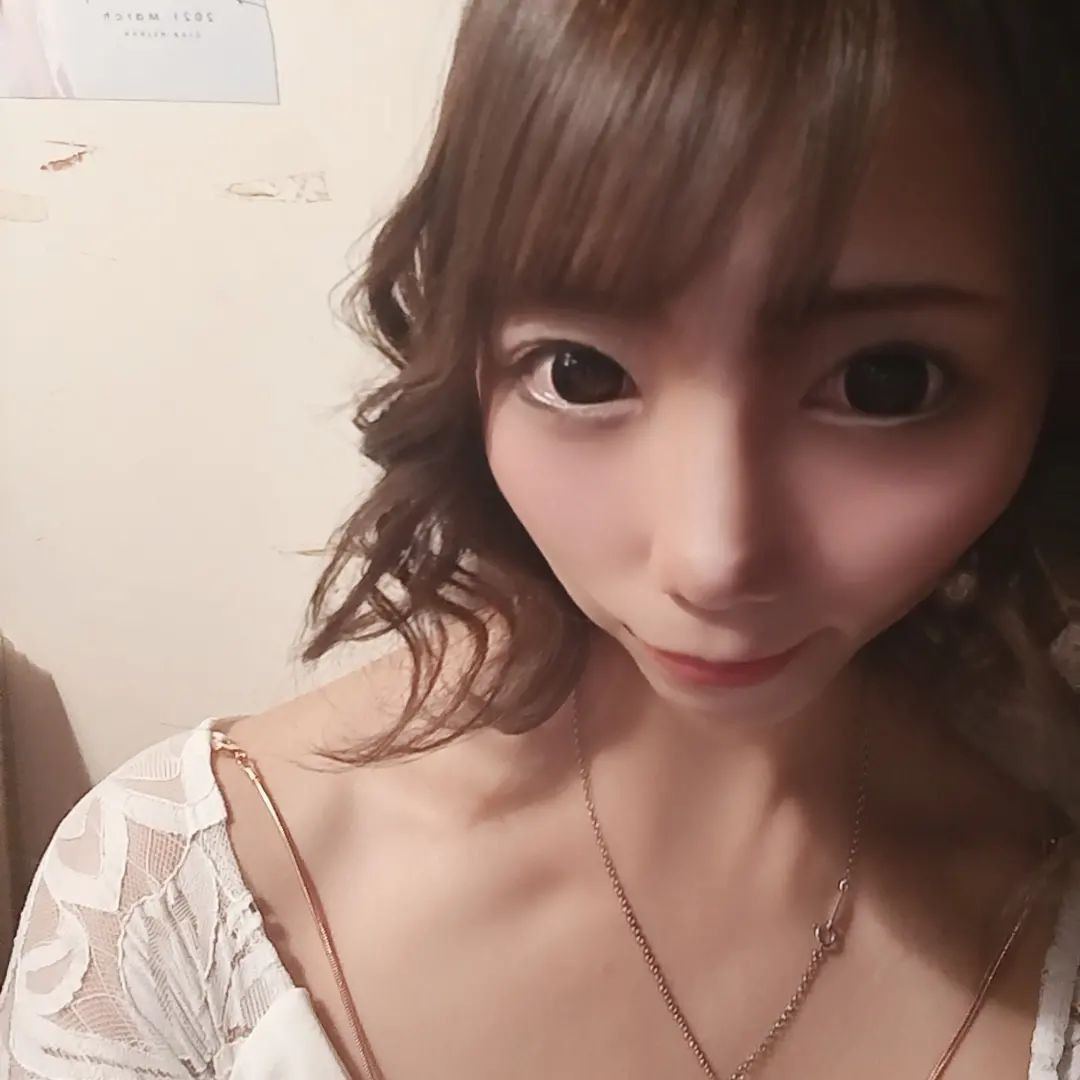 髪切ったら老け感増した😅

#クラブヘレナ　#響きグループ　#水妃由羅　#札幌　#すすきの　#北海道　#ニュークラブ　#ニュークラ嬢　#すすきのニュークラ　#ラウンジ　#ラウンジ嬢　#キャバクラ　#キャバ嬢　#ホステス　#道産子　#美女スタグラム　#求人　#自撮り　#ヘアアレンジ　#キャバキャバ