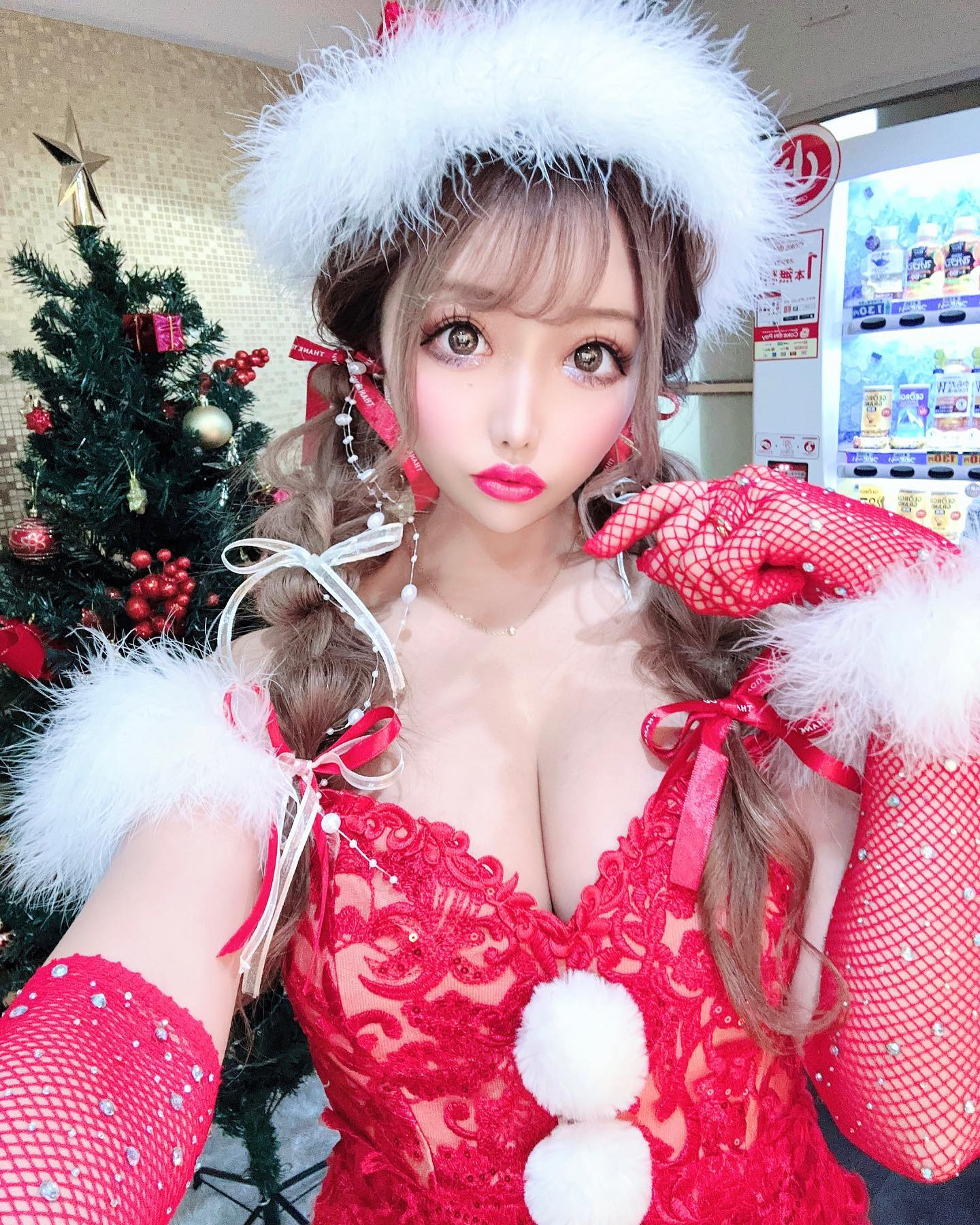 何故かこれだけ忘れてた
ネタないから投下します

ツリーと自販機です👼

だれかのもうや

#キャバクラ#キャバ嬢#夜職#水商売#ニュークラ#ホスト#ホストクラブ#ガールズバー#ラウンジ#キャバ#新宿#六本木#すすきの#渋谷#麻布#池袋#錦#ミナミ#中洲#渋谷#北新地#大阪#東京#love#bar#サパー#バー#cute#happy#きゃばきゃば#宣材撮影