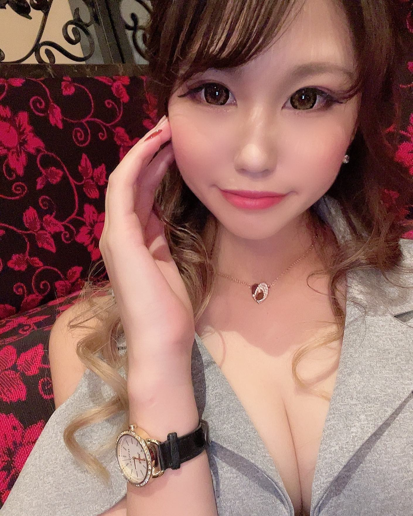 今日も出勤😇

@helena_hibikigroup 

#クラブヘレナ　#響グループ　#天海莉央奈　#札幌　#すすきの　#北海道　#ニュークラブ　#ニュークラ嬢　#すすきのニュークラ　#ラウンジ　#ラウンジ嬢　#キャバクラ　#キャバ嬢　#ホステス　#道産子　#美女スタグラム　#求人　#自撮り　#ヘアアレンジ　#キャバキャバ#札幌観光#お酒#酔っ払い#歌舞伎町#錦#中州#国分町#お酒好きと繋がりたい#自撮り#いいね返し