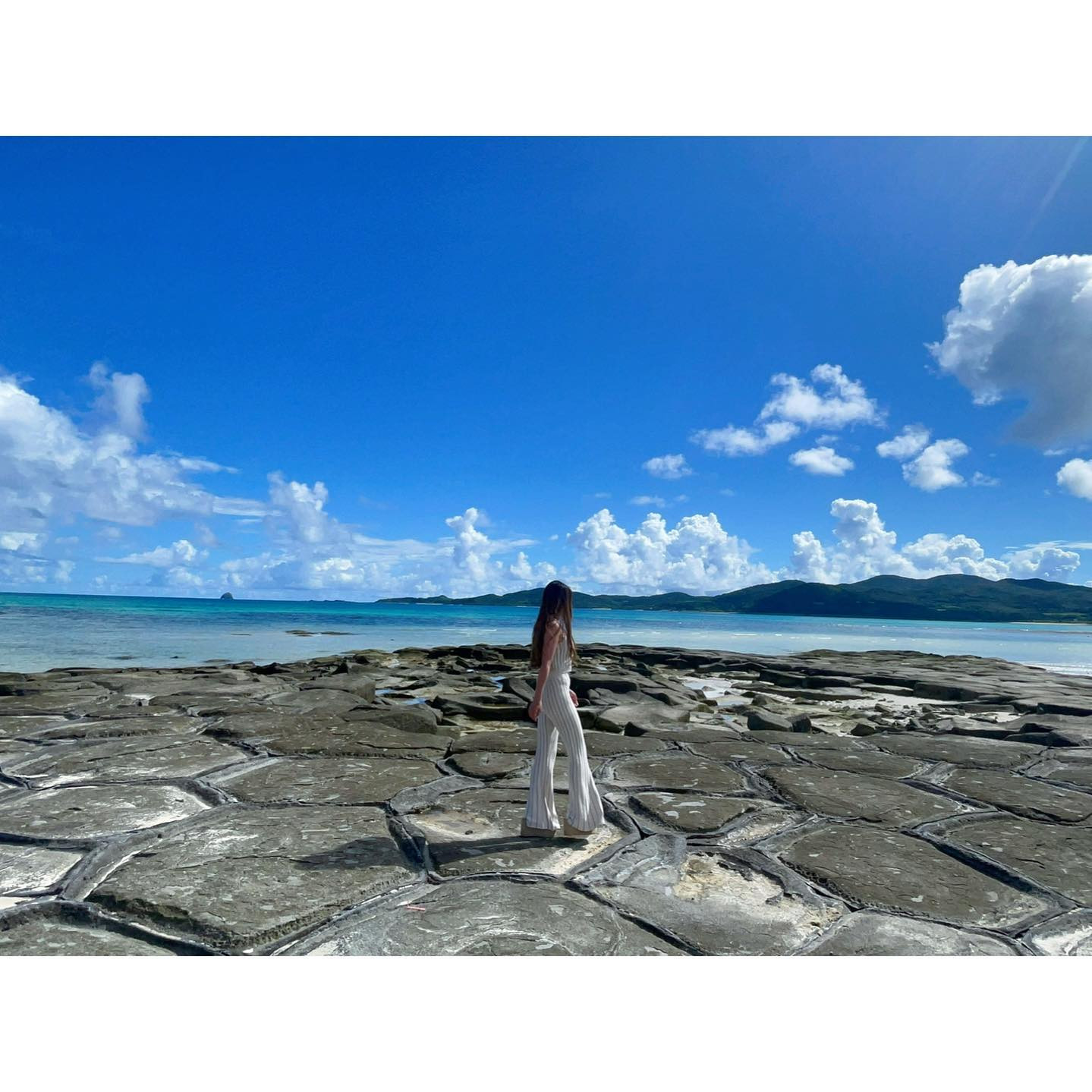 .
畳石🪨
自然にこの形できるの凄すぎる
海の透明度えぐかった🥹✨
.
.
.
#久米島#畳石