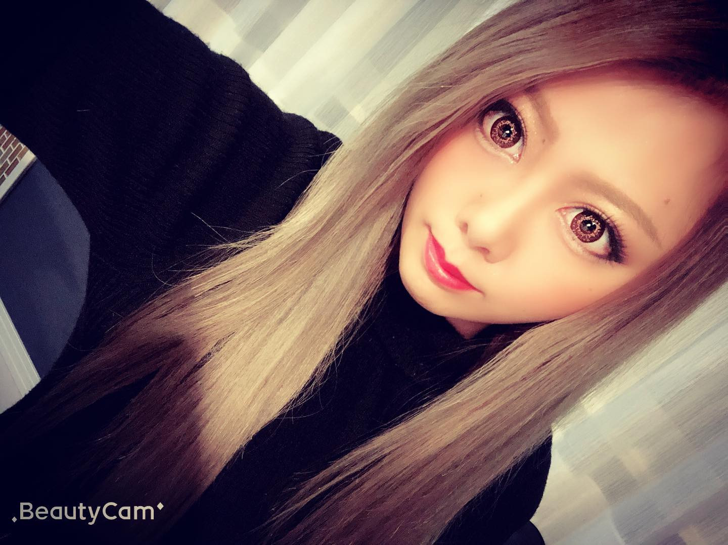 .
ものもらい酷すぎて眼帯生活つらめ😭
.
髪明るかった頃の自分見ると明るくしたくなる🤣🤣