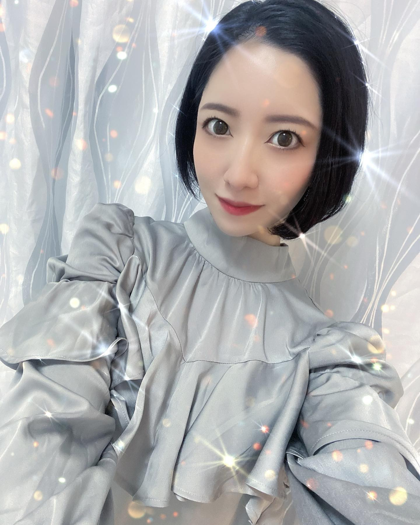 、
おにゅーなワンピとネイル！
らむね🐱も一緒💓

#ヘレナ#響グループ#百瀬るあ
#札幌#すすきの#北海道#ニュークラブ#ニュークラ嬢
#すすきのニュークラ#ラウンジ#ラウンジ嬢#キャバクラ#キャバ嬢#ホステス#道産子#美女スタグラム#求人#自撮り#ヘアアレンジ#キャバキャバ
#ゴルフ#ゴルフ女子#旅行#JGC#JAL#カメラ