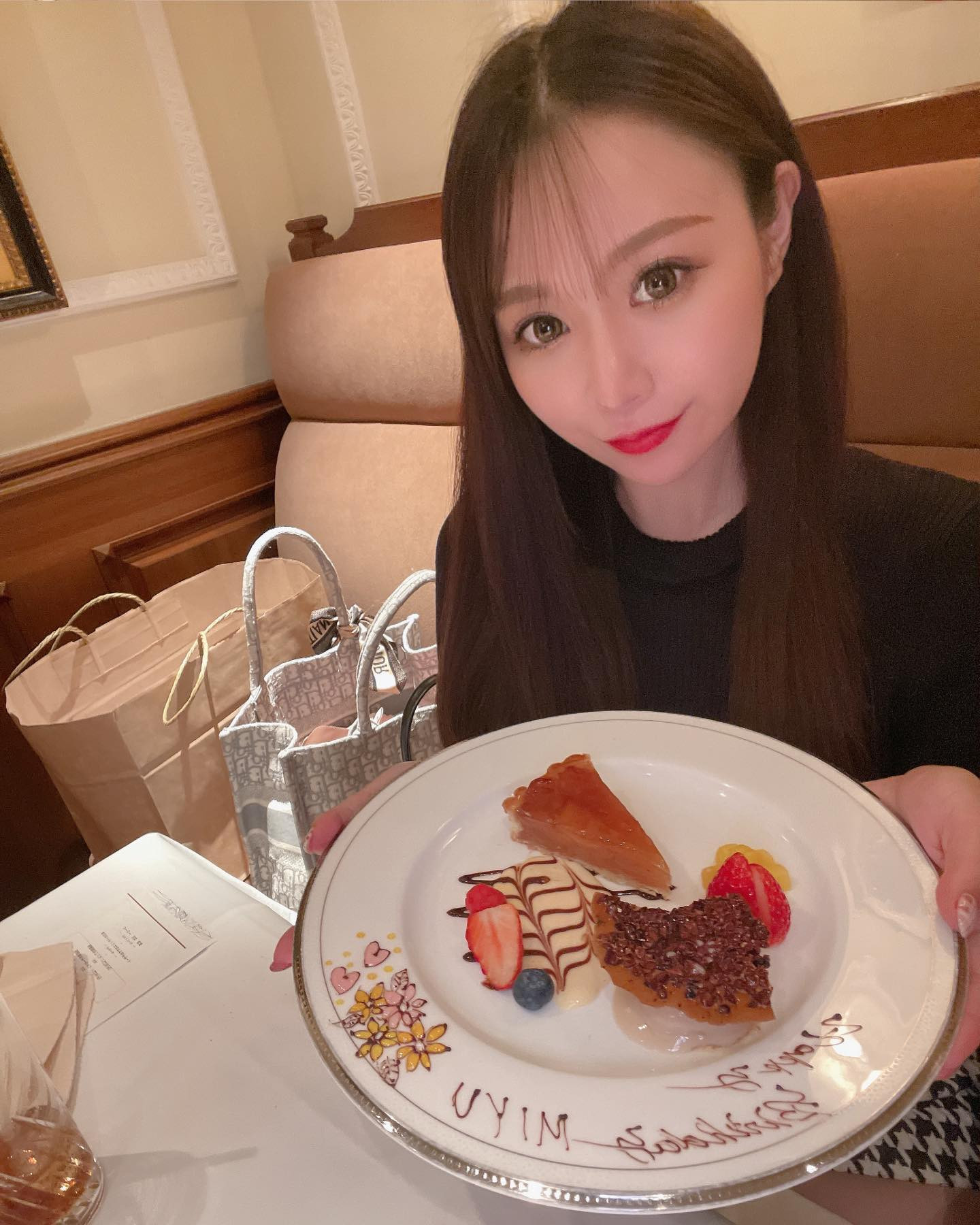 .
.
.
ことしももう12月になるので
また毎日投稿お付き合い下さい🙇‍♀️💓

よろしくお願いします🤒🤲.
.
.
 #蕨  #蕨キャバクラ  #蕨タントラ  #キャバ嬢  #キャバキャバ