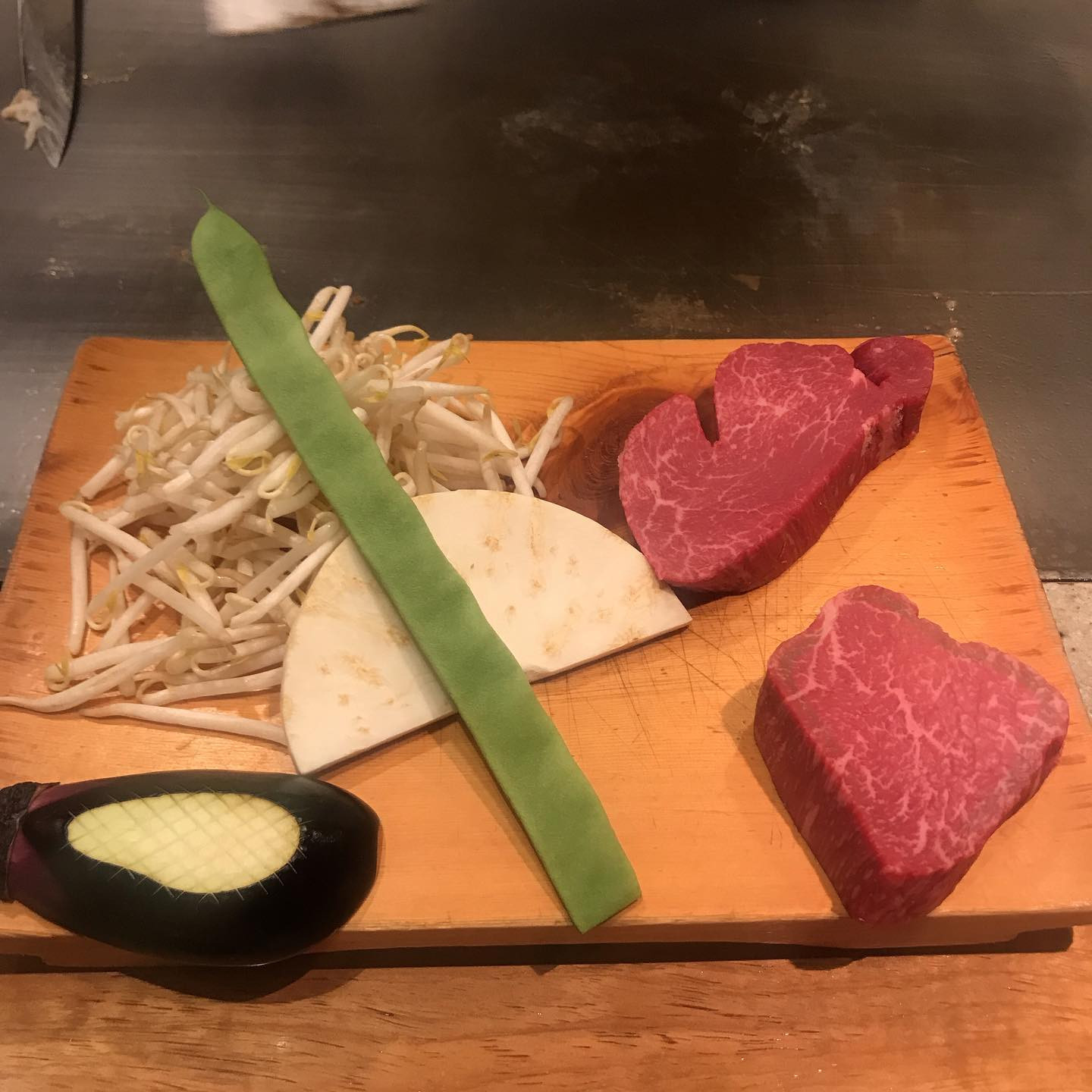 .
.
.
はぁ、、、昨日の記憶がない、、、
毎度の事すぎて毎日記憶喪失🥲

今日は22時半〜出勤です🥲💓.
.
.
 #蕨  #蕨キャバクラ  #キャバ嬢  #キャバクラ  #キャバキャバ  #clubtantra