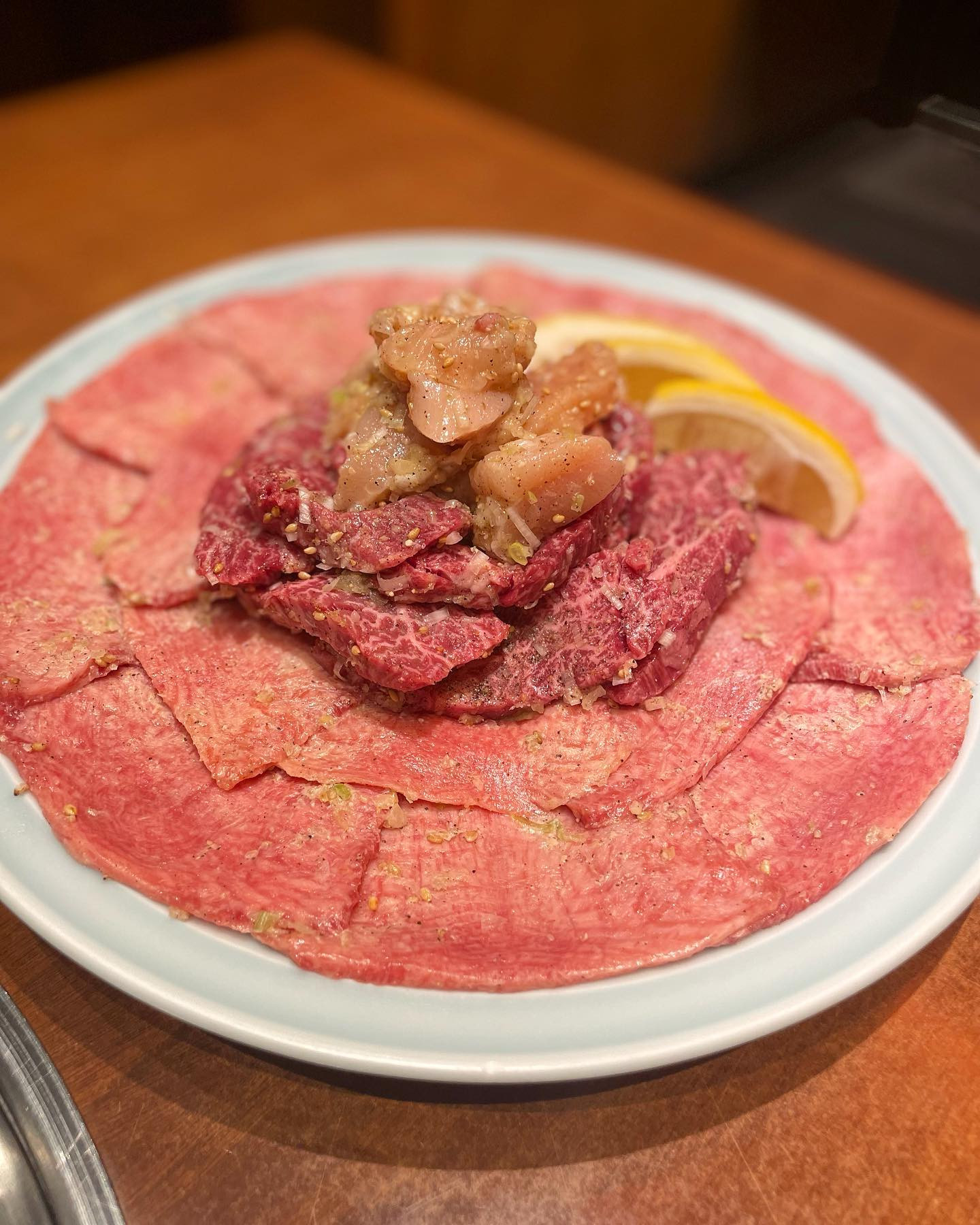 ずっと行ってみたかった念願の静龍苑にやっと行けて嬉しすぎた〜美味しすぎた〜🥹🤍💛🧡❤️💙
また行きたいから予約がんばろ〜📞