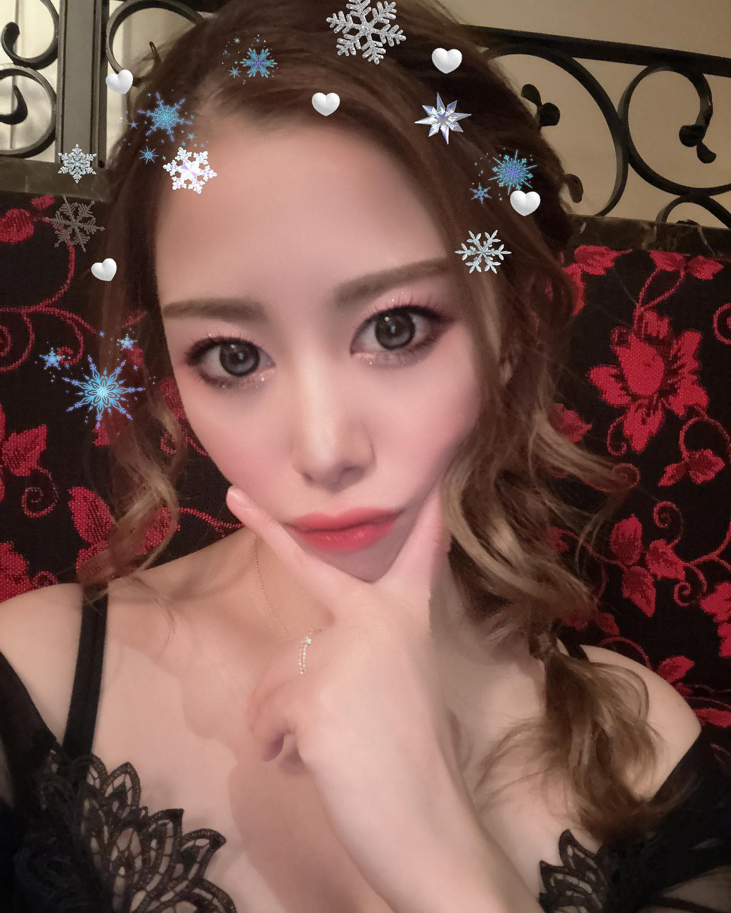 12月こんにちは❄️

お天道様、いきなり本気出すのやめてもらえませんかね

@helena_hibikigroup 

　

#クラブヘレナ #ヘレナ #響グループ #水沢愛美 #札幌 #すすきの #北海道 #ニュークラブ #ニュークラ嬢 #すすきのニュークラ #ラウンジ #ラウンジ嬢 #キャバクラ #キャバ嬢 #ホステス #道産子 #美女スタグラム #求人 #自撮り #ヘアアレンジ #キャバキャバ #hokkaido #sapporo #susukino #helena #hibikigroup #c