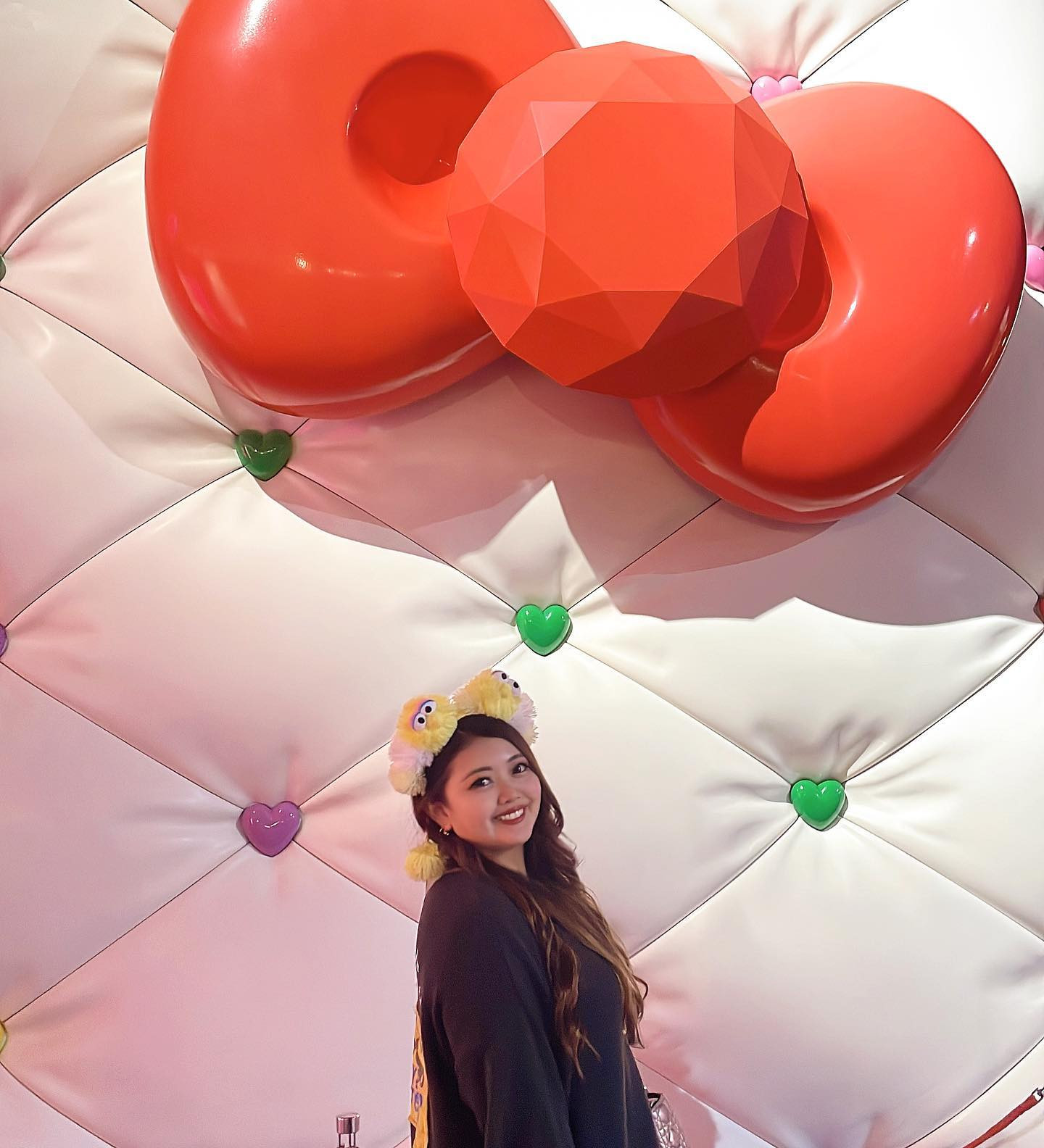 キティちゃんの壁可愛かった🎀
.
.
.
.
.
#そろそろ自分の写真投稿するのも心が痛んできたw #ユニバの写真もそろそろ尽きてきたので #なに投稿しようかな #なんなあったかな #映えなとこに最近行ってなさすぎて #ネタがない #文章打ってたらお腹すいてきた #はらぺこぐらむ #文章打ってたらお腹すいてくる人と繋がりたい