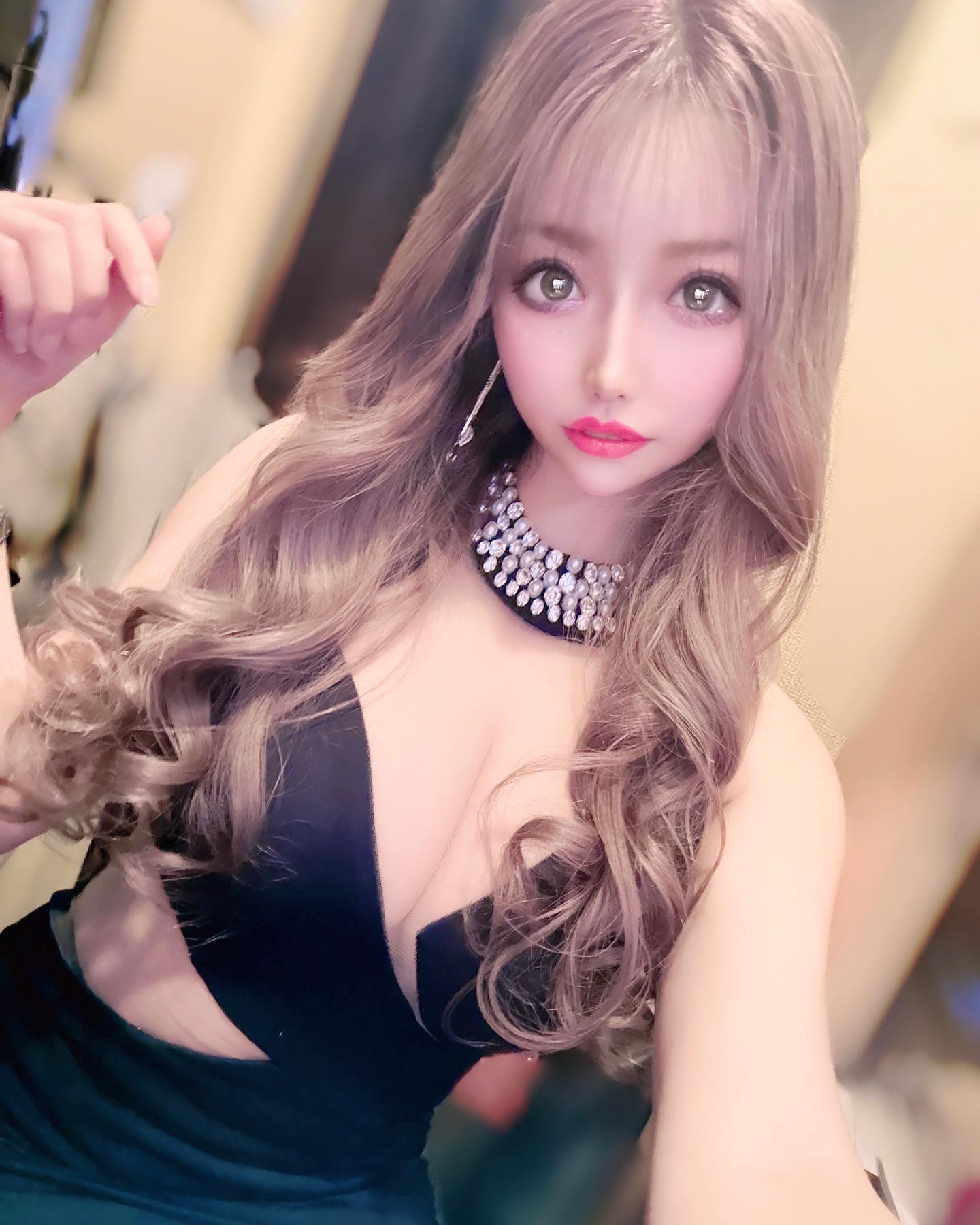 黒ドレスなんか他のもほしいな

#歌舞伎町 #キャバクラ #キャバ嬢 #新宿 #水商売 #夜職 #ホスト #東京 #大阪 #北新地 #六本木 #麻布 #中洲 #福岡 #すすきの #池袋 #渋谷 #model #fashion #make #hair #fff #美男美女と繋がりたい #可愛い #インスタ映え #自撮り界隈#black#ドレス#黒ドレス#おとなかわいい