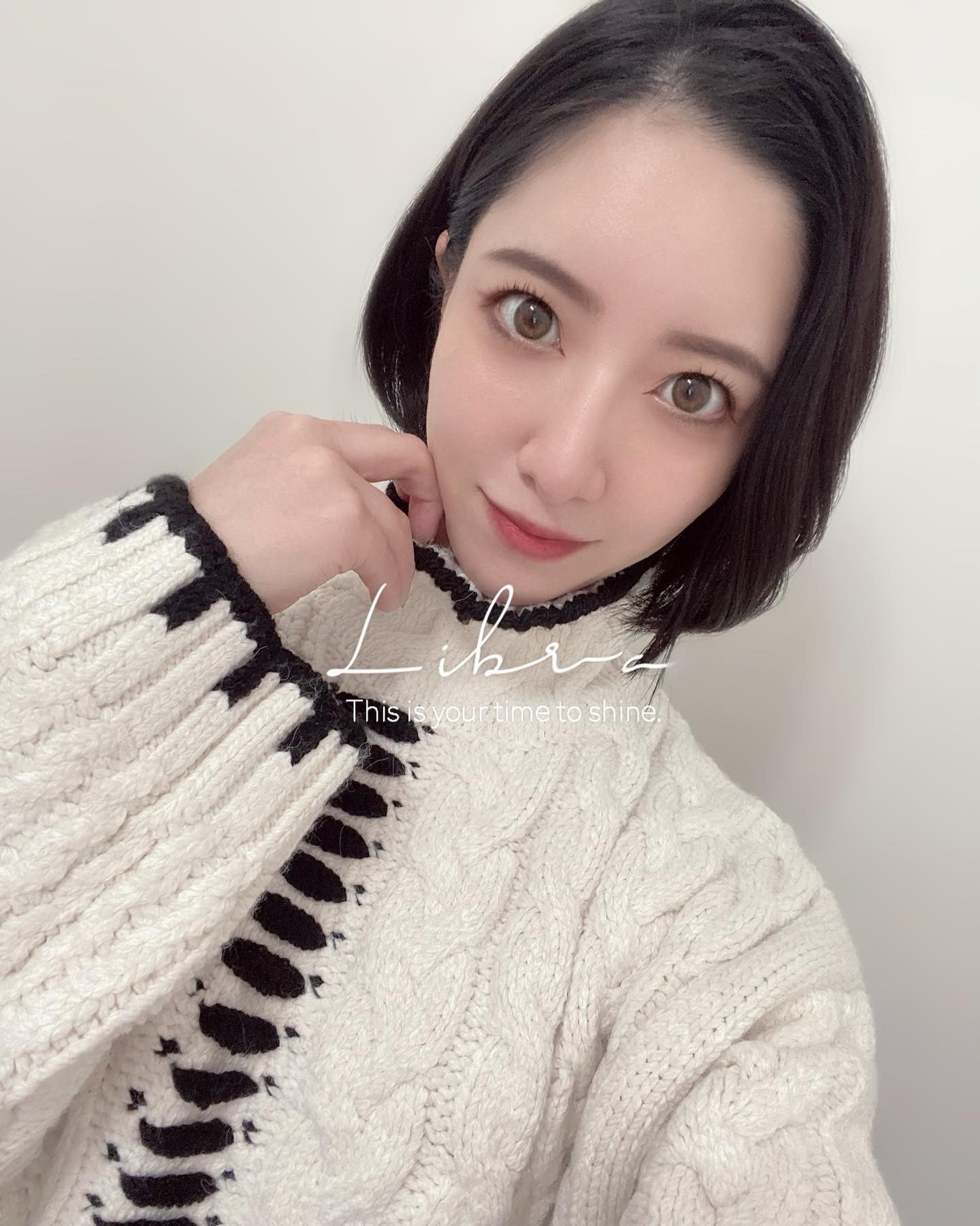 、
週末〜
賑わうかなぁ🤭
、
ススキノ出てる方
お待ちしてます🙇🏻‍♀️✨

#ヘレナ#響グループ#百瀬るあ
#札幌#すすきの#北海道#ニュークラブ#ニュークラ嬢
#すすきのニュークラ#ラウンジ#ラウンジ嬢#キャバクラ#キャバ嬢#ホステス#道産子#美女スタグラム#求人#自撮り#ヘアアレンジ#キャバキャバ
#ゴルフ#ゴルフ女子#旅行#JGC#JAL#カメラ