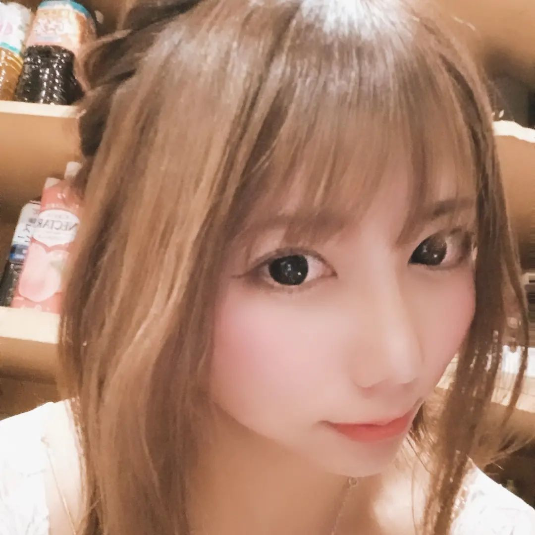 片方だけ三つ編み🌟

#クラブヘレナ　#響きグループ　#水妃由羅　#札幌　#すすきの　#北海道　#ニュークラブ　#ニュークラ嬢　#すすきのニュークラ　#ラウンジ　#ラウンジ嬢　#キャバクラ　#キャバ嬢　#ホステス　#道産子　#美女スタグラム　#求人　#自撮り　#ヘアアレンジ　#キャバキャバ