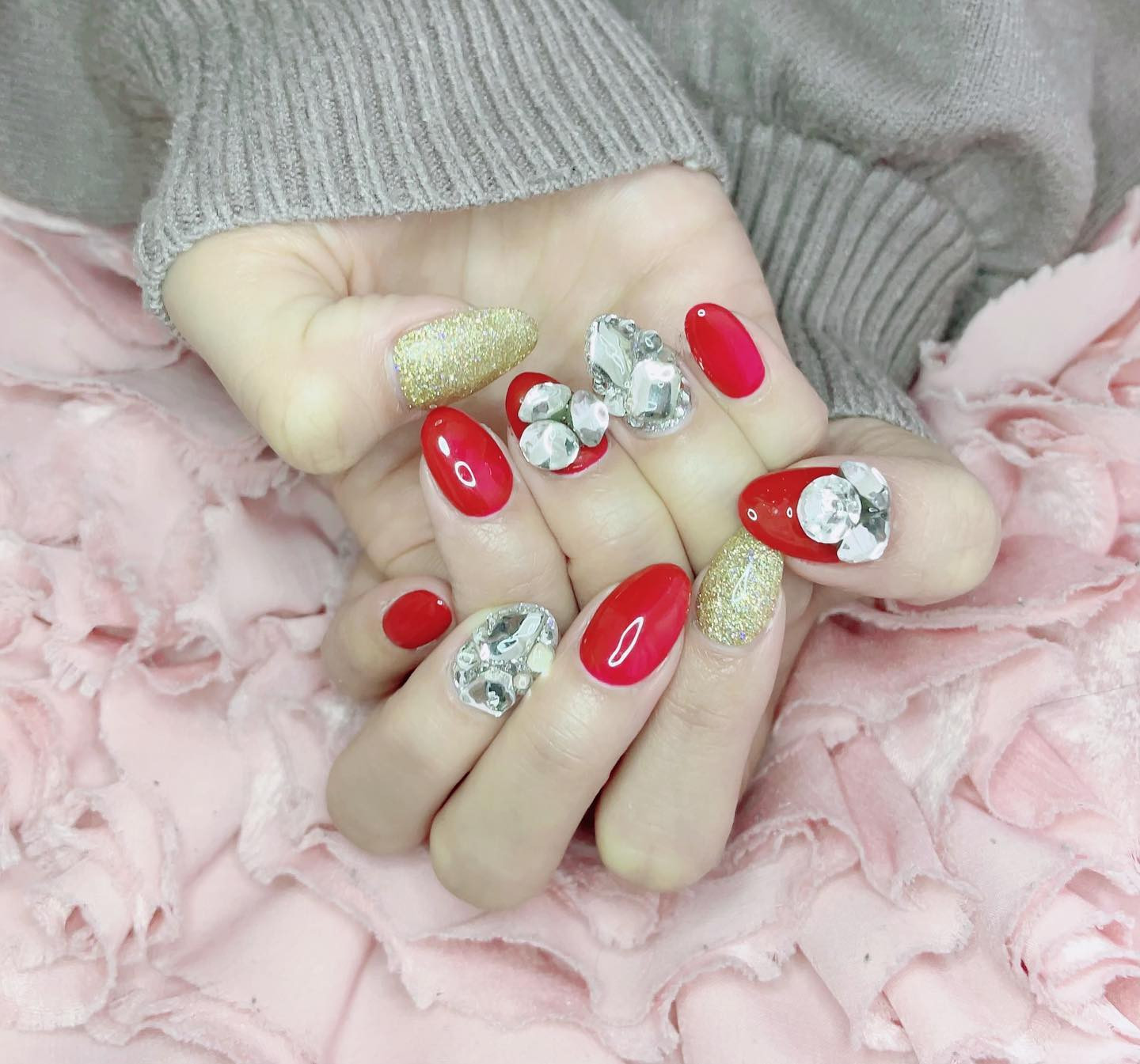 .
おはようございます🌞
年内最後のネイル行ってきた💅
自爪伸ばし中💭

今日はお休みですっ❕

#キャバクラ #キャバ嬢 #蕨タントラ #nail #ネイル