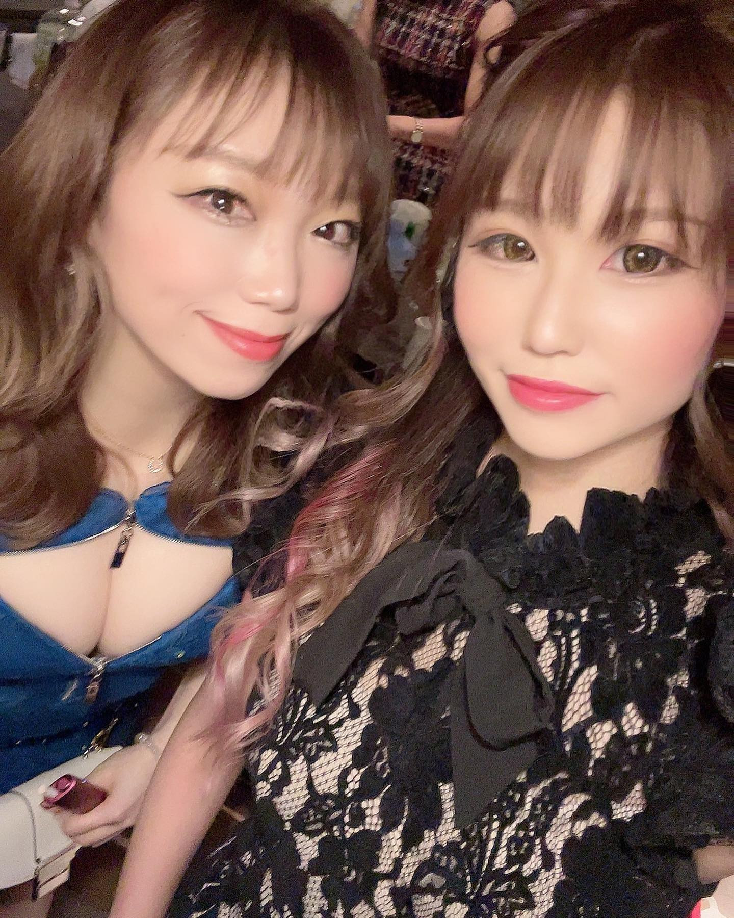 ひなと🥰

@helena_hibikigroup 

#クラブヘレナ　#響グループ　#天海莉央奈　#札幌　#すすきの　#北海道　#ニュークラブ　#ニュークラ嬢　#すすきのニュークラ　#ラウンジ　#ラウンジ嬢　#キャバクラ　#キャバ嬢　#ホステス　#道産子　#美女スタグラム　#求人　#自撮り　#ヘアアレンジ　#キャバキャバ#札幌観光#お酒#酔っ払い#歌舞伎町#錦#中州#国分町#お酒好きと繋がりたい#自撮り#いいね返し