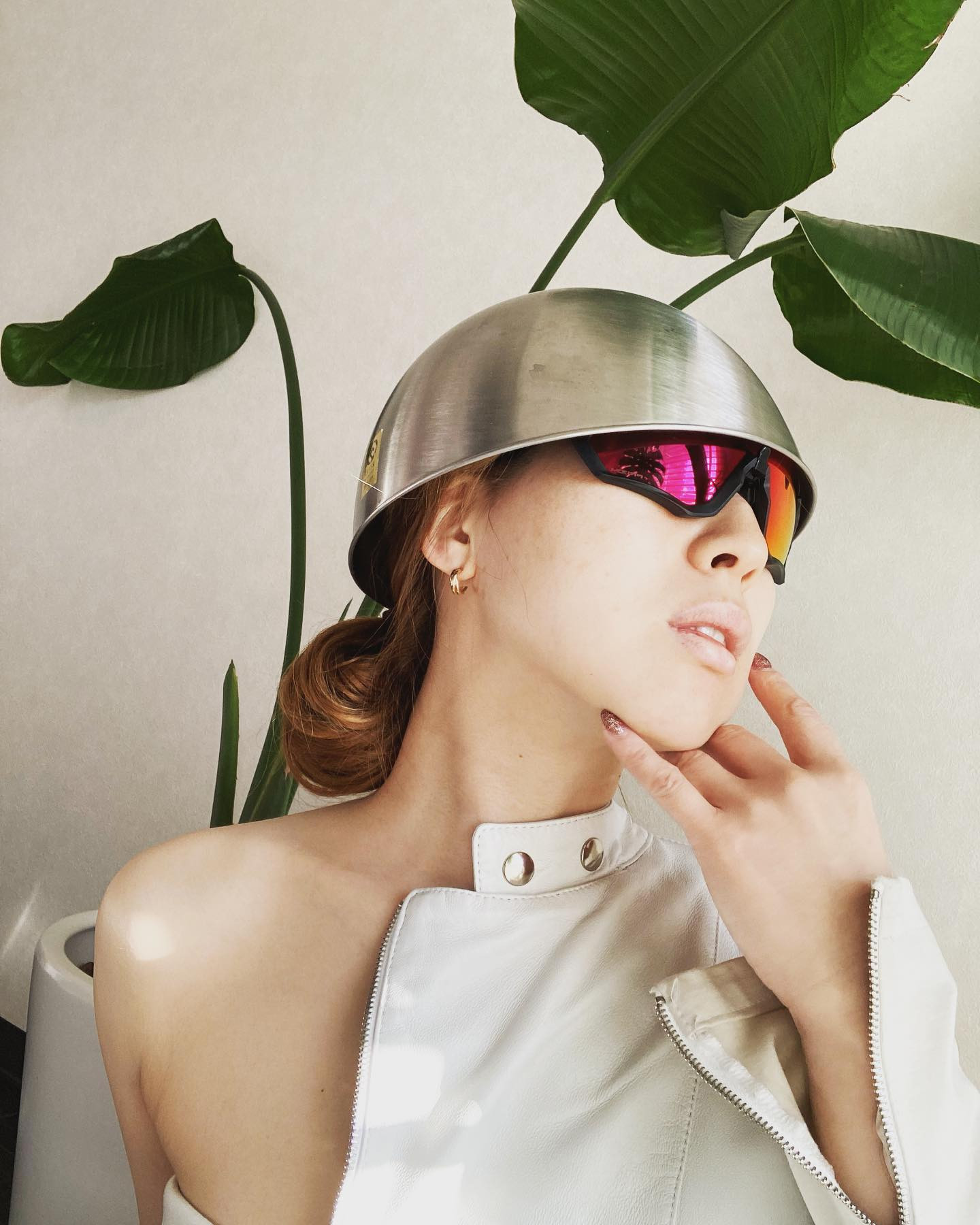 space suit 
#何やってんだか
#被り物シリーズ 
#家にあるもので 
#暇つぶし
#インスタとは
#ファッションコーデ 
#デフォルトカメラ