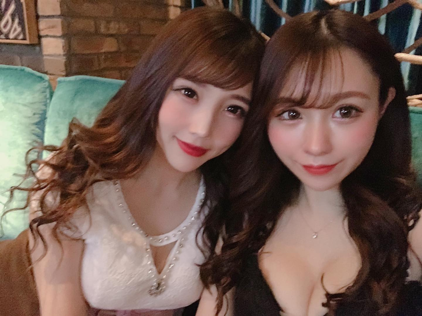 .
.
.
2年くらい前の写真🫠💓
今日も出勤してます🥳🫶.
.
.
 #蕨  #蕨タントラ  #タントラ蕨  #キャバ嬢  #キャバキャバ