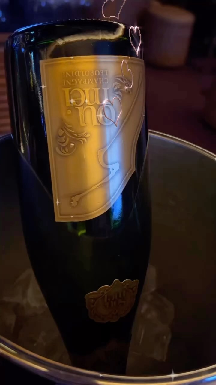 .
.
.
今日も出勤してます🧏‍♀️💓.
.
.
 #蕨  #蕨タントラ  #タントラ蕨  #蕨キャバクラ  #キャバキャバ