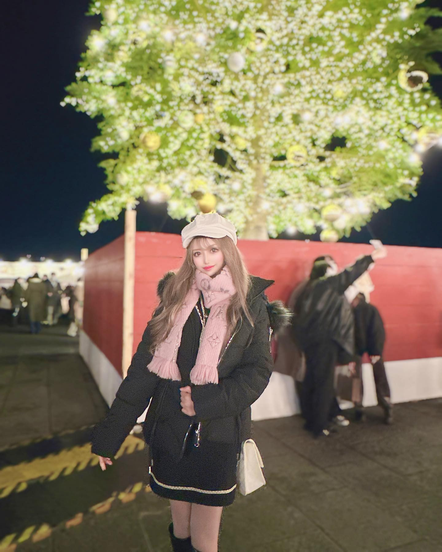 横浜赤レンガ倉庫
クリスマスマーケット🎄.*

#歌舞伎町#キャバ#キャバ嬢#キャバクラ#ガールズバー#コンカフェ#ラウンジ#ホスト#イケメン#bar#サパー#tokyo#美女#美人#可愛い#likeforlike#bestoftheday#japan#xmas #横浜#新宿#イルミネーション#飲み屋#美容#おしゃれ#クリスマスマーケット#横浜赤レンガ倉庫#クリスマス#赤レンガ倉庫#christmas