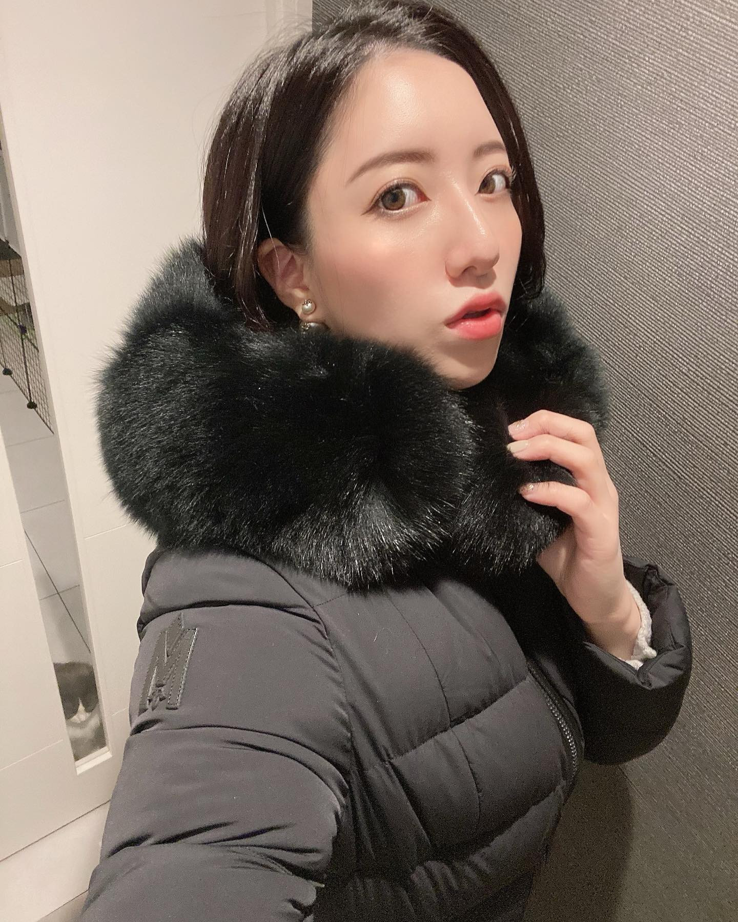 、
タクシーが来ない＆
捕まらない問題←

念願のNEWダウン
暖かすぎていい感じ〜💓

#ヘレナ#響グループ#百瀬るあ
#札幌#すすきの#北海道#ニュークラブ#ニュークラ嬢
#すすきのニュークラ#ラウンジ#ラウンジ嬢#キャバクラ#キャバ嬢#ホステス#道産子#美女スタグラム#求人#自撮り#ヘアアレンジ#キャバキャバ
#ゴルフ#ゴルフ女子#旅行#JGC#JAL#カメラ