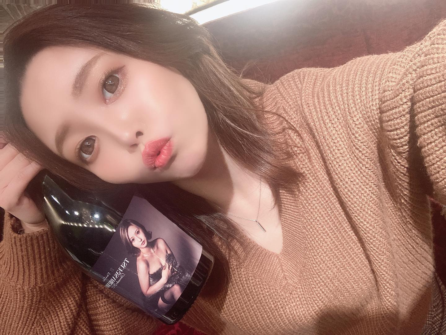 つーたんのシャンパンとぱしゃりんちょ✌️🖤
.

#エリアG #エリアGグループ #モナクラス #モナクラス札幌 #モナクラス札幌あい
#ニュークラブモナクラス札幌
.
.
#キャバクラ #キャバ #キャバ嬢 #キャバクラ嬢 #すすきのキャバクラ #すすきのキャバ嬢
.
#ニュークラ #ニュークラブ #キャバキャバ #すすきのニュークラ #すすきのニュークラブ
#すすきのニュークラエリアG #すすきのニュークラブエリアG #すすきのニュークラモナクラス札幌 #すすきのニュークラブモナクラス札幌
#すすきの