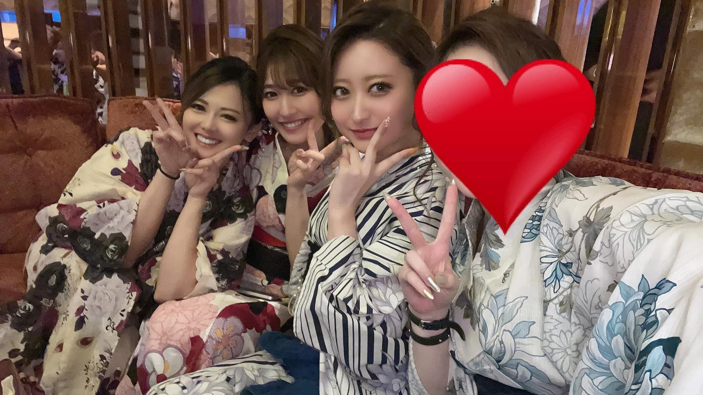 .
浴衣イベントの時👘✨
酔っ払うと目が無くなります😂

今日も出勤です✨
華金お酒しましょう🥰💕

#蕨#キャバクラ#タントラ#キャバ嬢