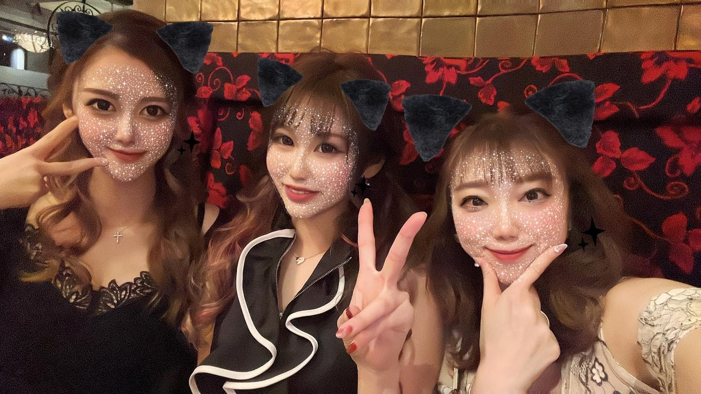 明日からまたお願いします🤲

@helena_hibikigroup 

#クラブヘレナ　#響グループ　#天海莉央奈　#札幌　#すすきの　#北海道　#ニュークラブ　#ニュークラ嬢　#すすきのニュークラ　#ラウンジ　#ラウンジ嬢　#キャバクラ　#キャバ嬢　#ホステス　#道産子　#美女スタグラム　#求人　#自撮り　#ヘアアレンジ　#キャバキャバ#札幌観光#お酒#酔っ払い#歌舞伎町#錦#中州#国分町#お酒好きと繋がりたい#自撮り#いいね返し